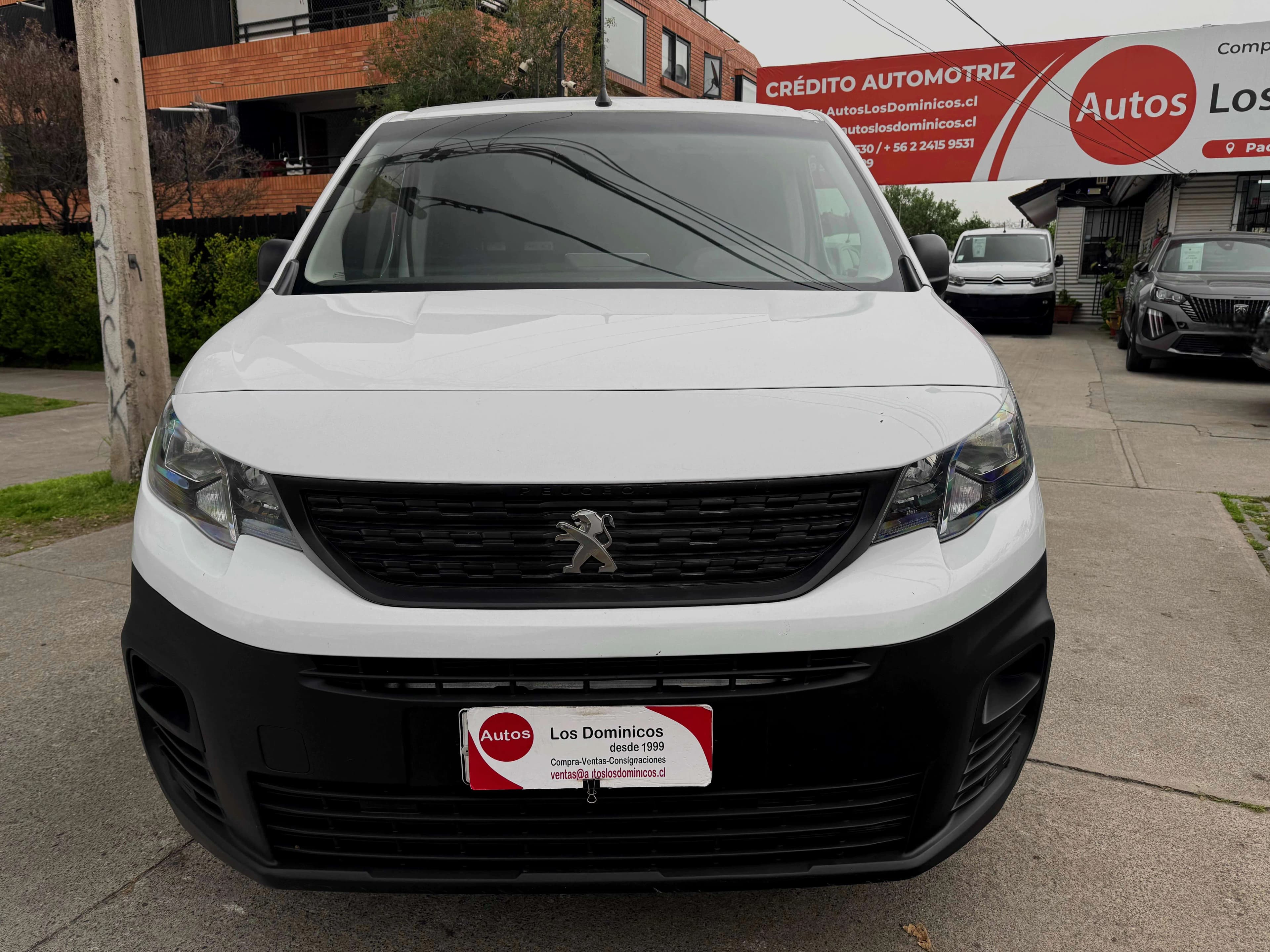 Peugeot PEUGEOT - PARTNER - DIESEL 1.5 MEC SOLO 70.000 KM VER EN LAS CONDES vista 2
