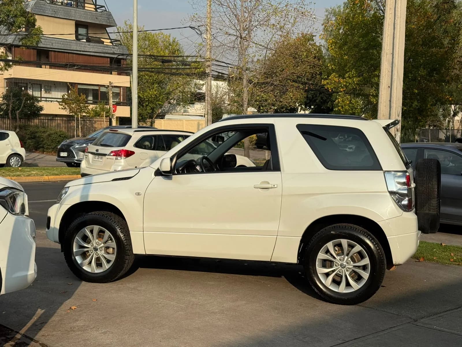 SUZUKI GRAND VITARA SPORT GLX 2.4 AUTOMATICO 4X4 vista 6