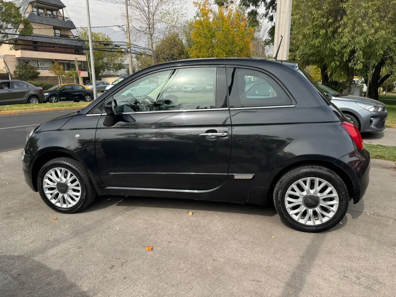 FIAT 500 LOUGE 1.4 AUT vista 6