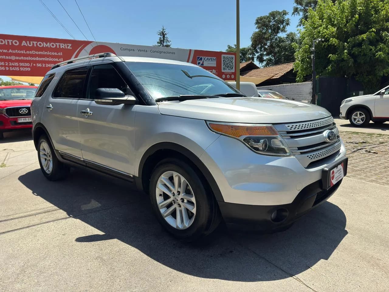 Ford EXPLORER XLT 3.5 AUTOMATICO 3 CORRIDAS vista 1