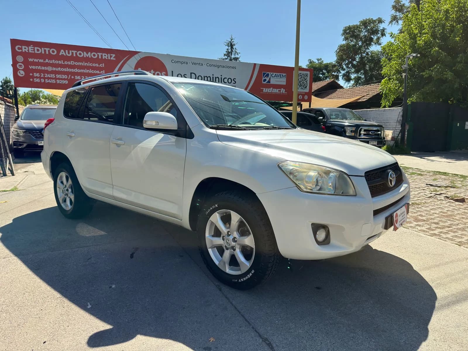 Toyota RAV 4 LUJO 2.4 AUTOMATICA 4X4 vista 1