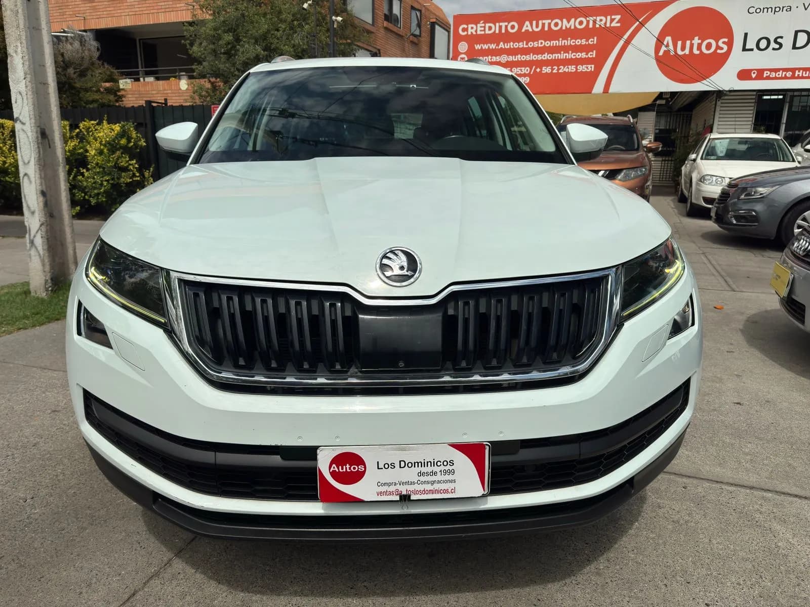 SKODA KODIAQ STYLE 2.0 TURBO AUTOMATICA 4X4 vista 2