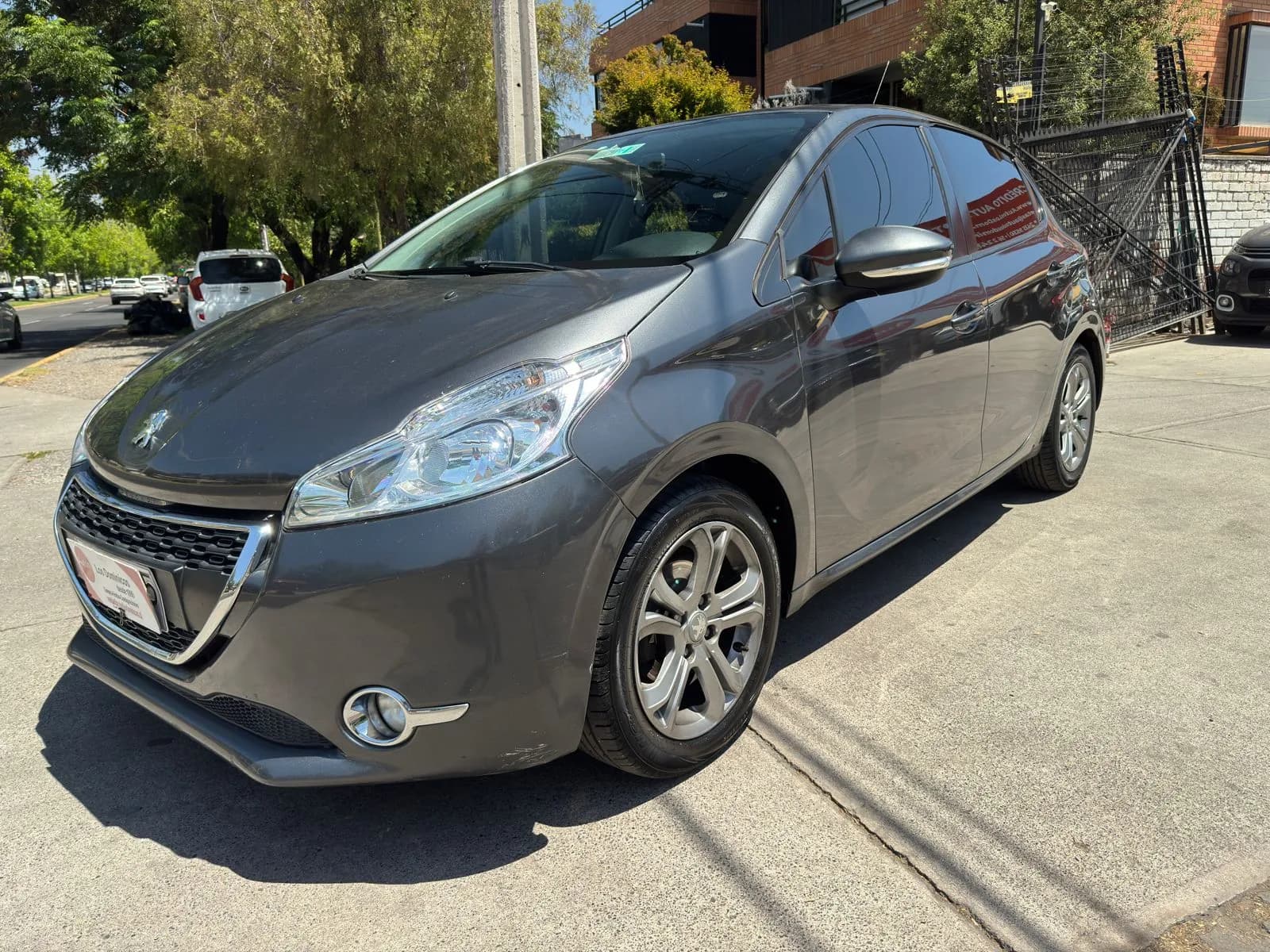 Peugeot 208 1.4 TURBO DIESEL MEC ACTIVE PACK 82.000 KM vista 3