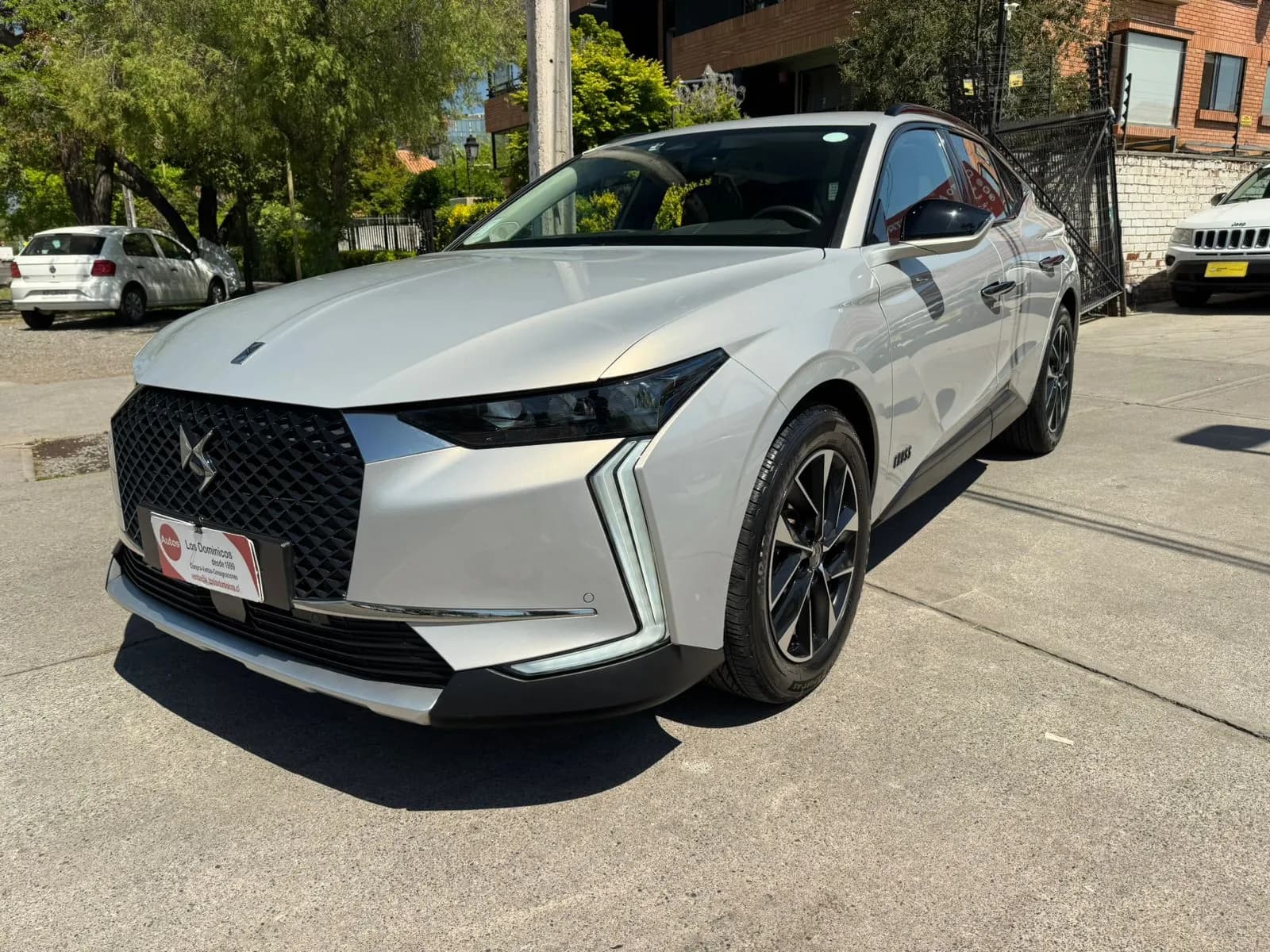 DS Automobiles DS 4 CROSS 1.6 STT EAT8 TRECADERO vista 3