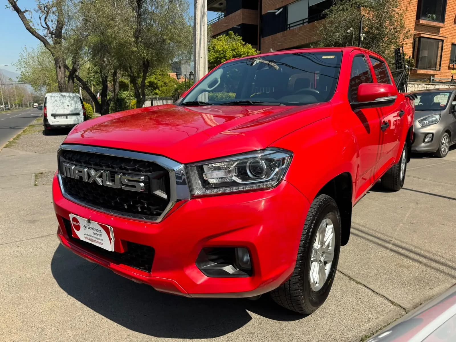Maxus MAXUS - T60 - GLX PLUS DIESEL 2.0 MEC 6 VEL 4X4 FULL CARPLAY 10 AIRBAG CAMARA ASISTENCIAS DE CARRIL VER EN LAS CONDES vista 5