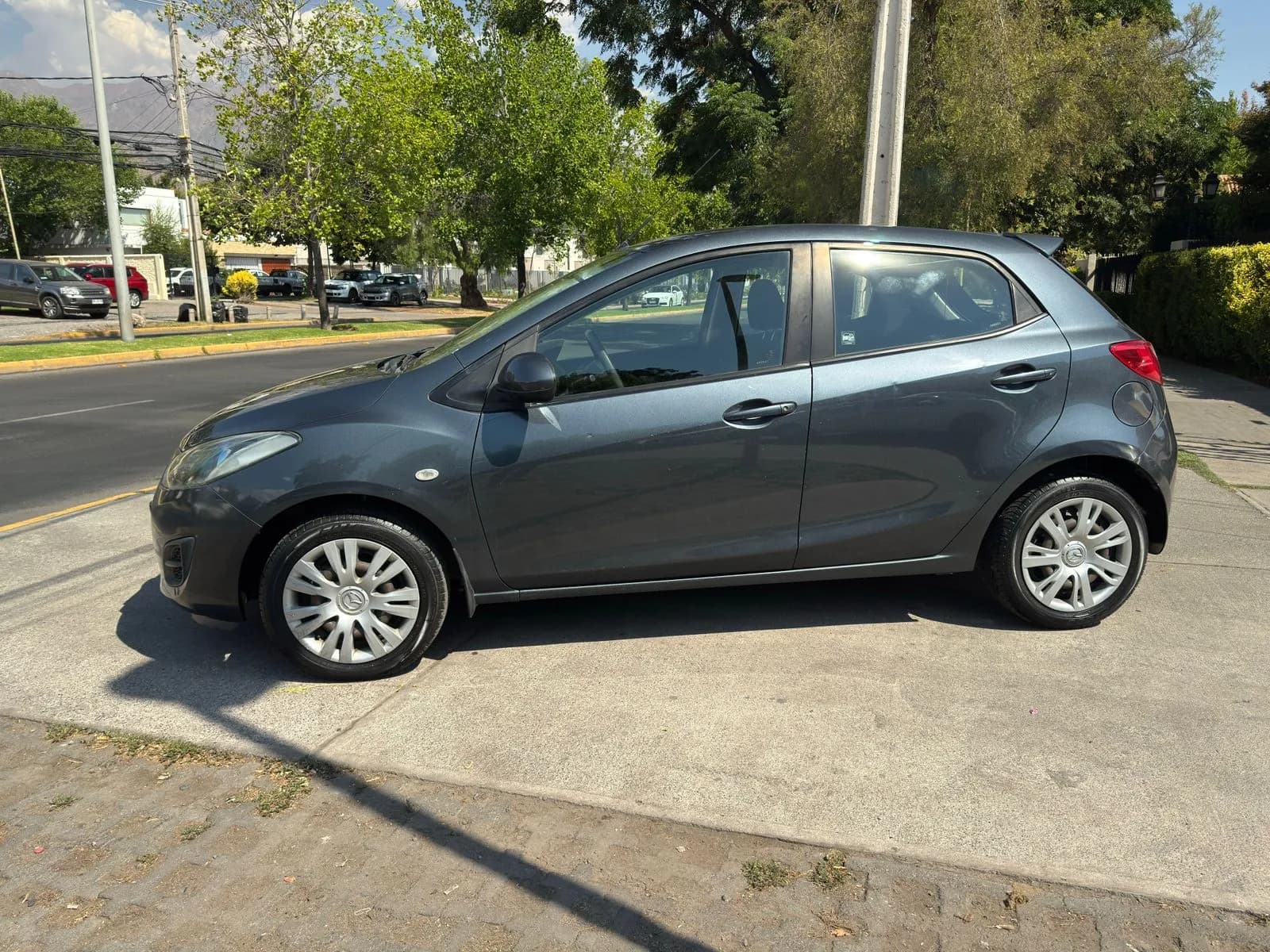 Mazda 2 SPORT 1.5 MEC VERSION V vista 4