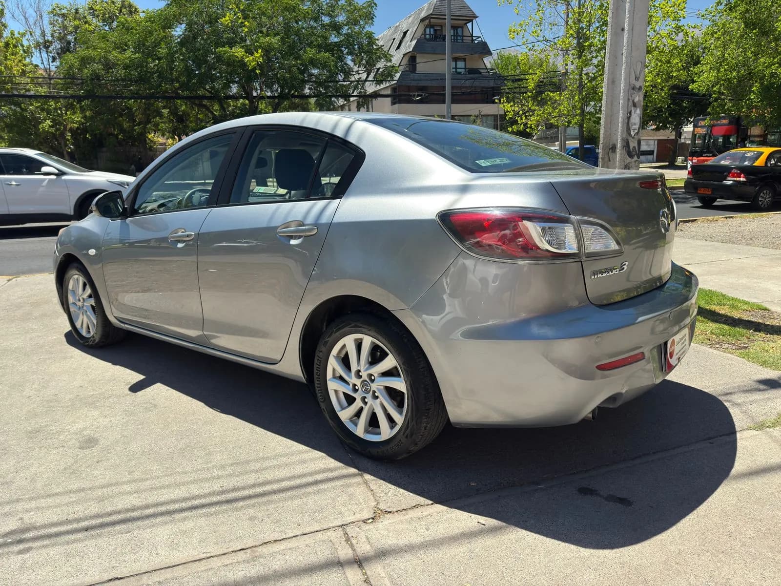 Mazda 3 VERSION V 1.6 AUTOMATICO JAPONES vista 5