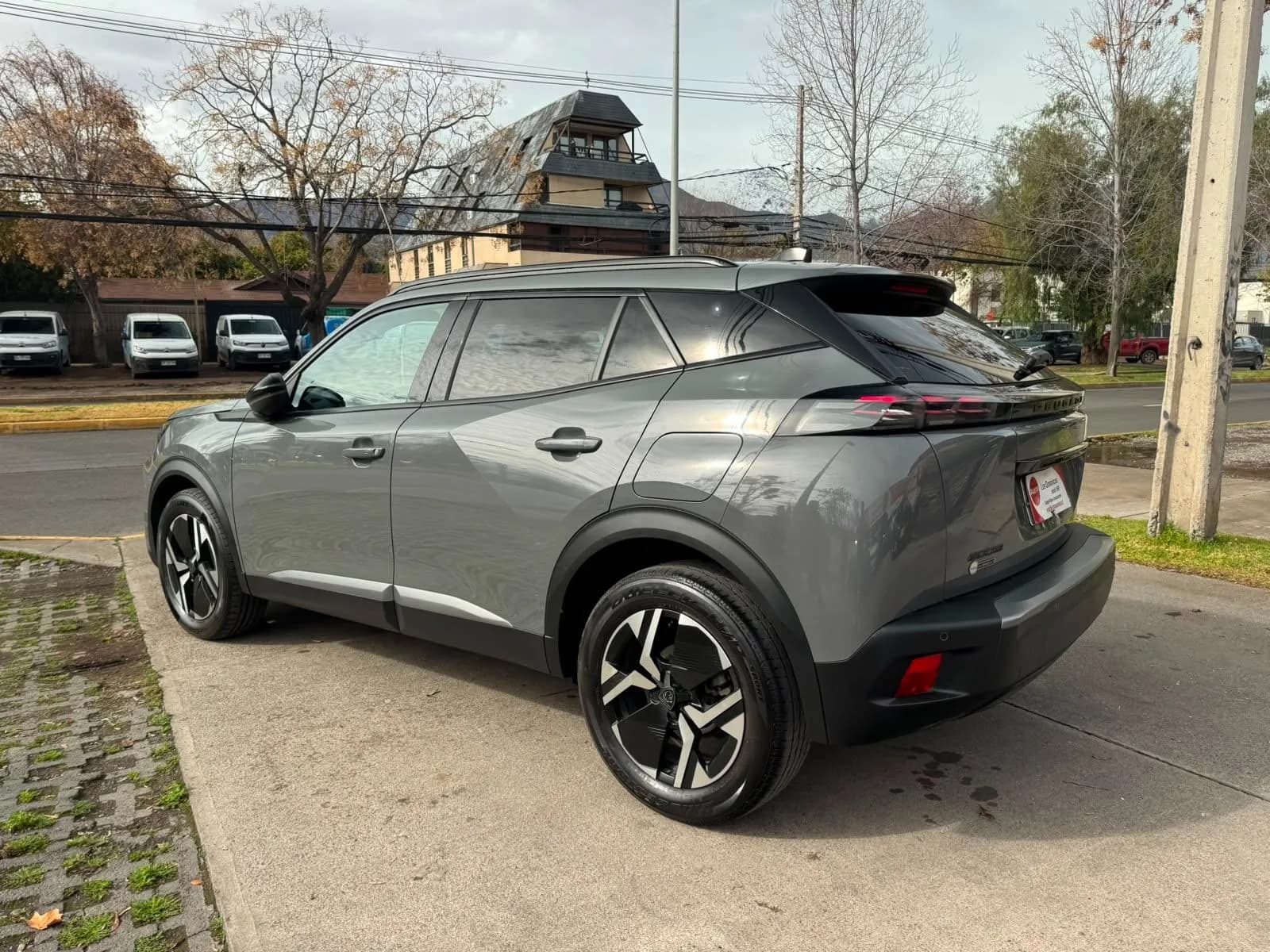 Peugeot 2008 vista 6