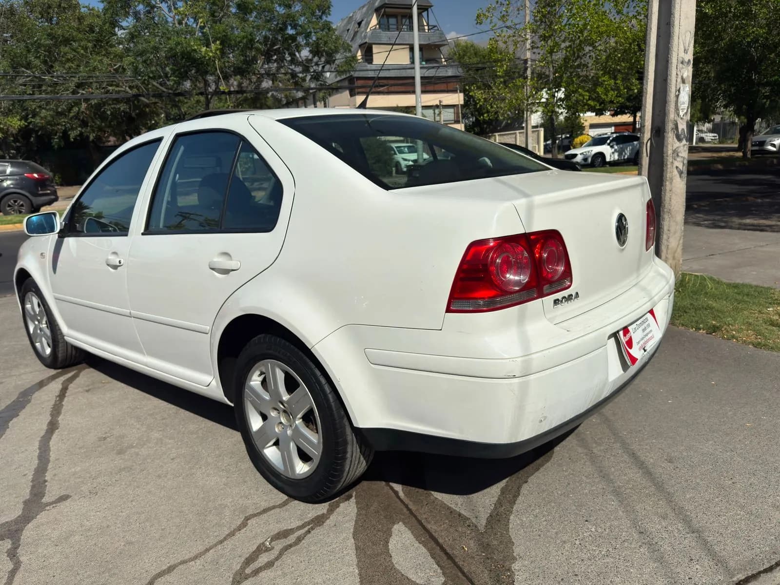 Volkswagen BORA TRENDLINE SKY 2.0 SOLO 147.000 KM vista 6