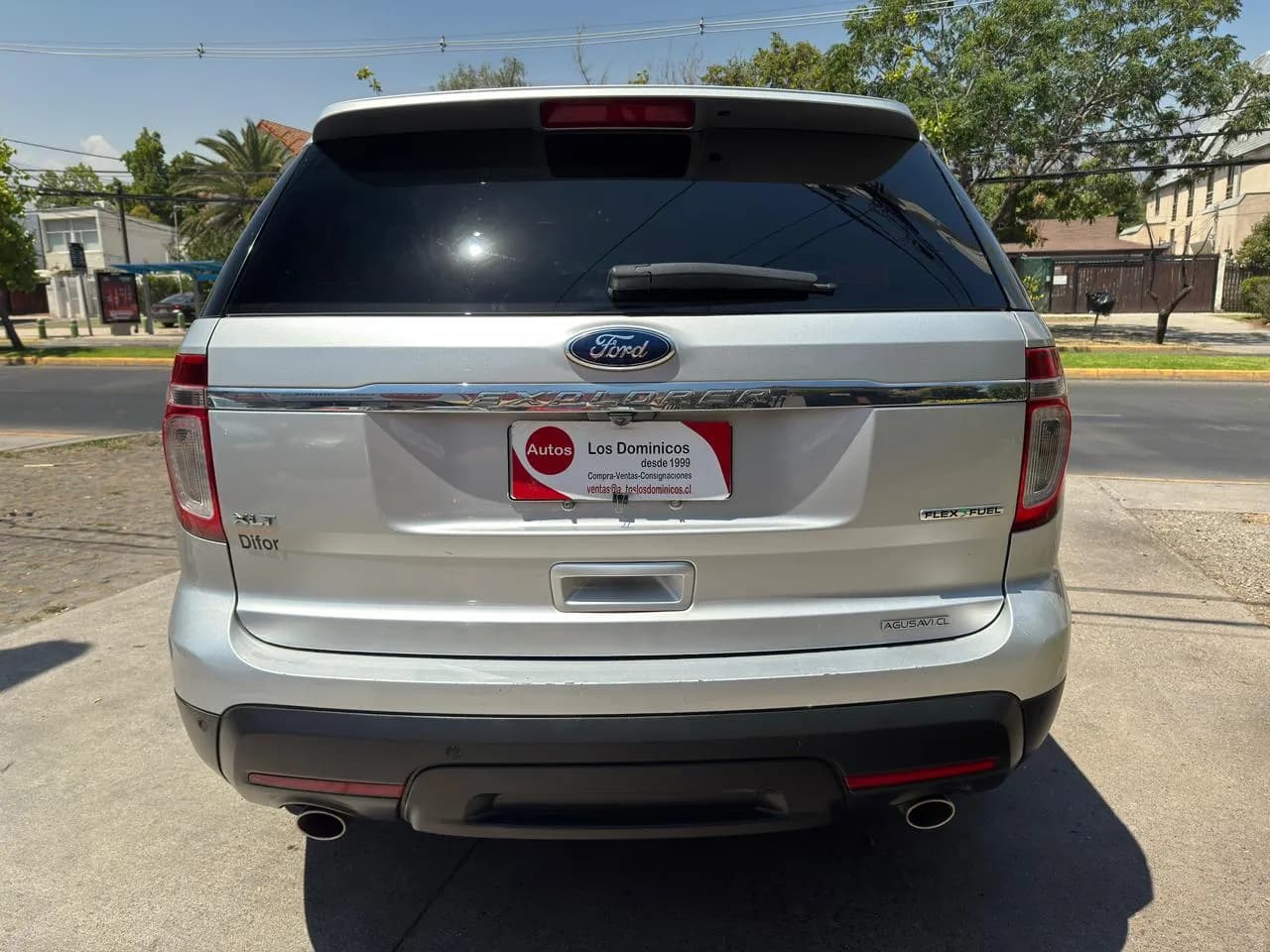 Ford EXPLORER XLT 3.5 AUTOMATICO 3 CORRIDAS vista 6