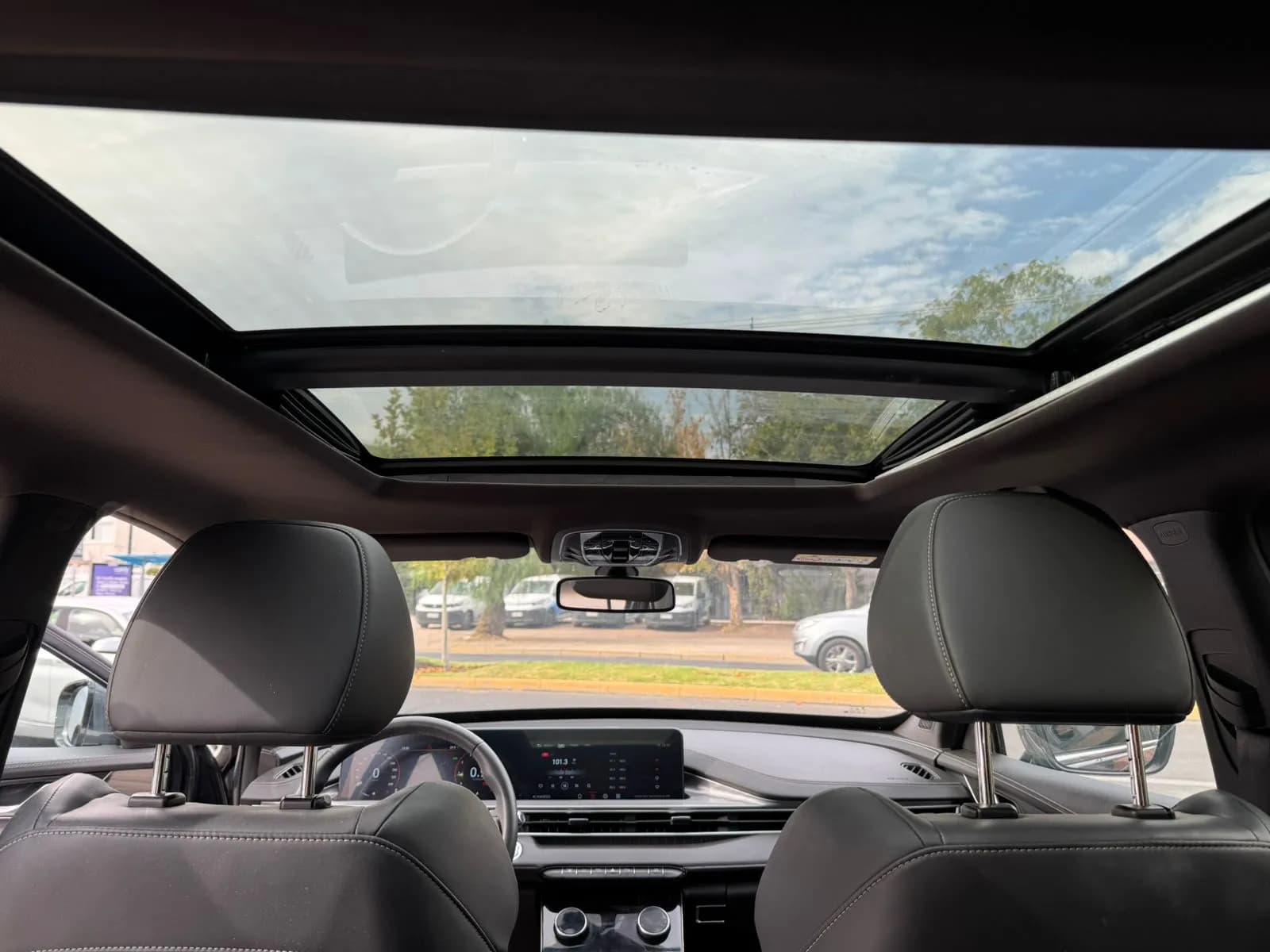 Exeed LX ADVANCED 1.5 TURBO AUTOMATICA vista 4