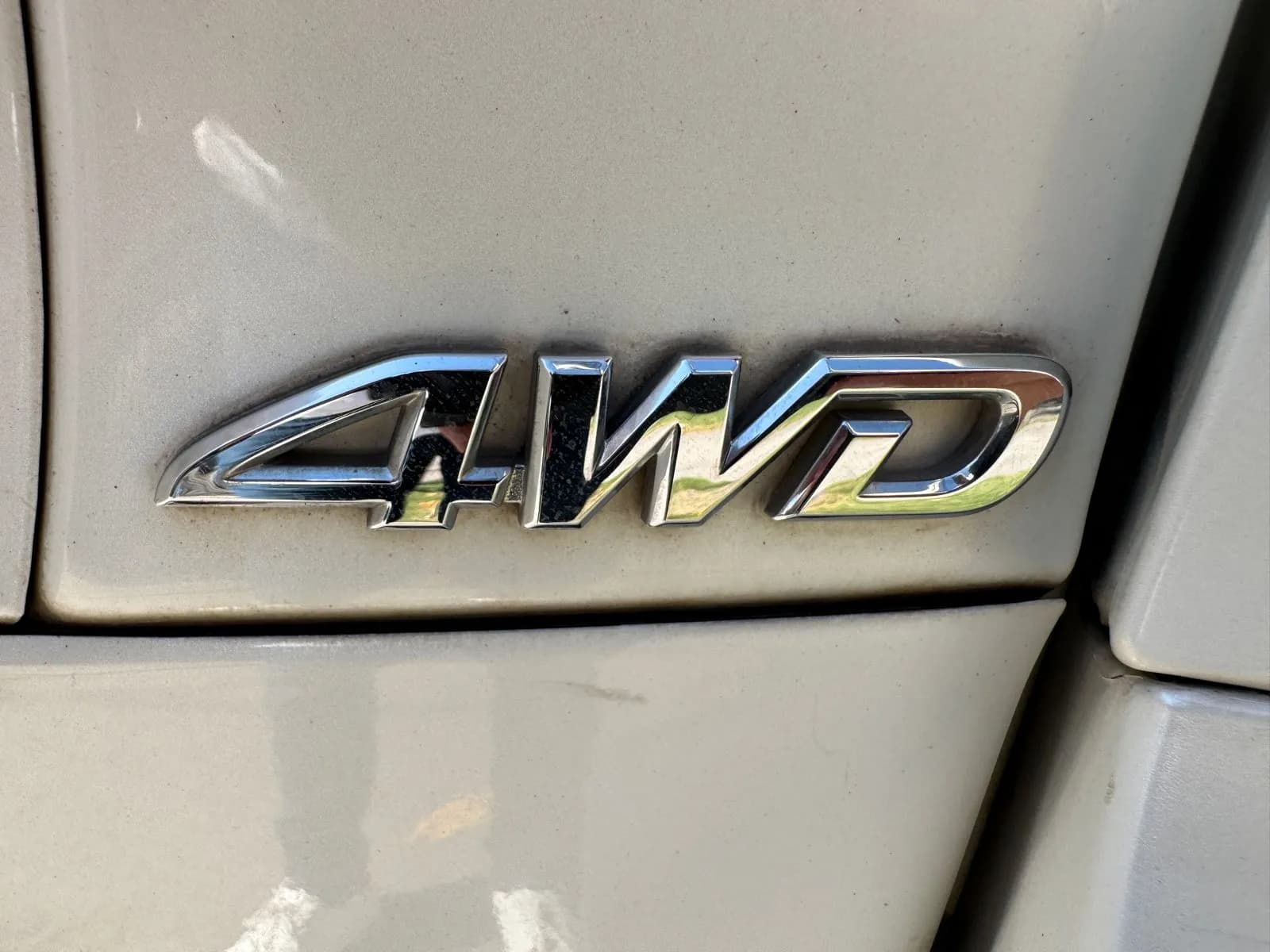 Toyota RAV 4 LUJO 2.4 AUTOMATICA 4X4 vista 4