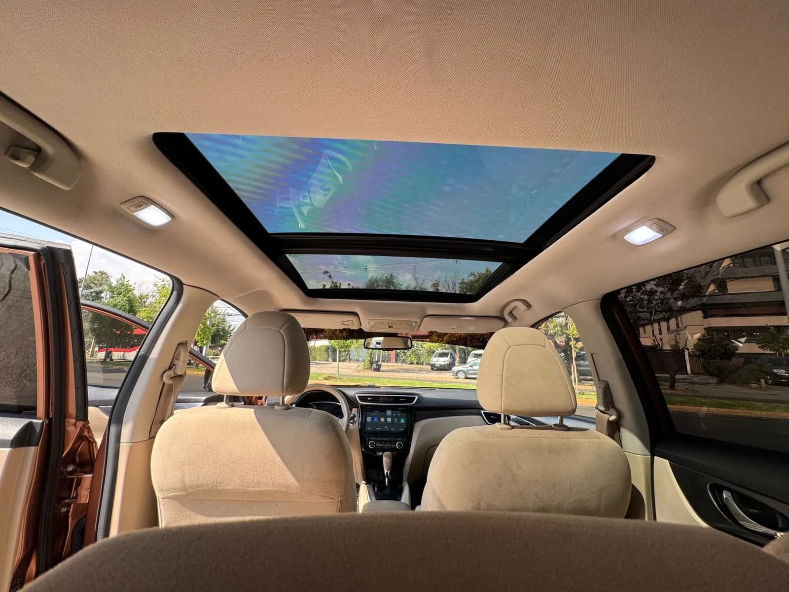 Nissan X-TRAIL ADVANCE 2.5 AUTOMATICA 3 CORRIDAS vista 3