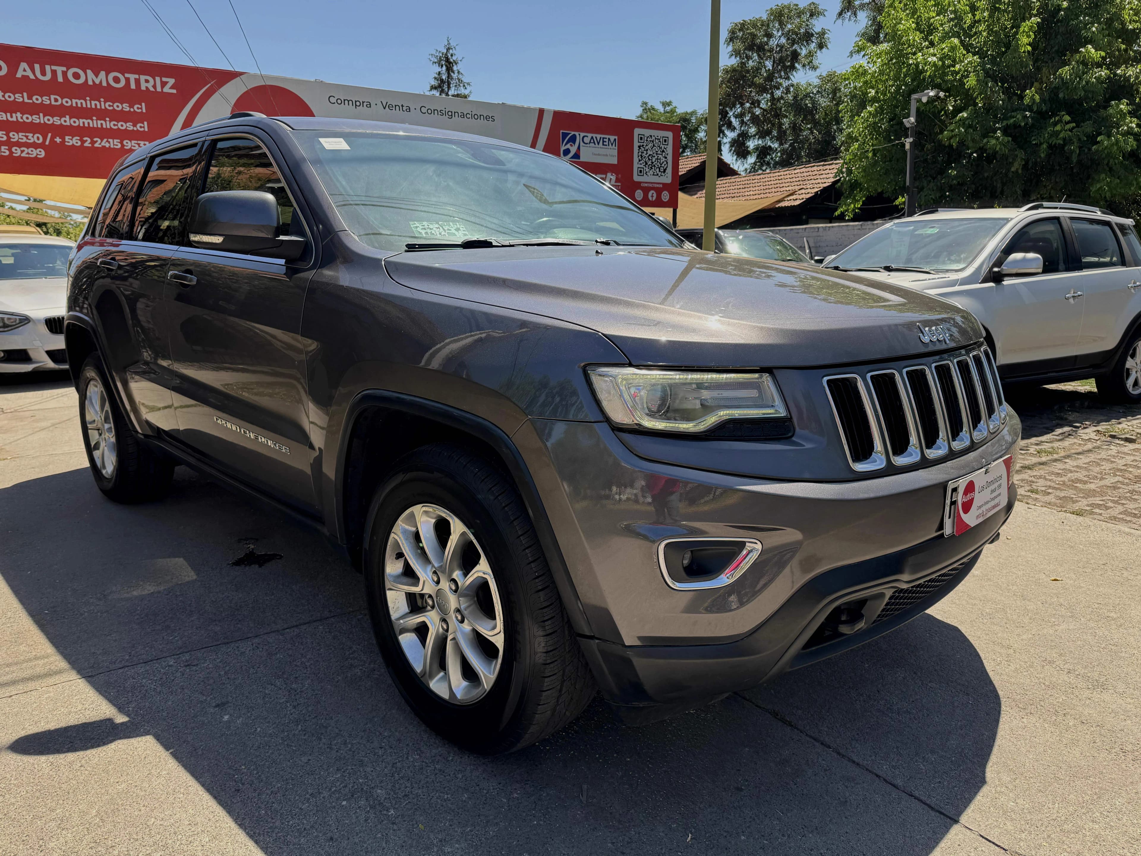 Jeep GRAND CHEROKEE 3.6 LAREDO vista 1