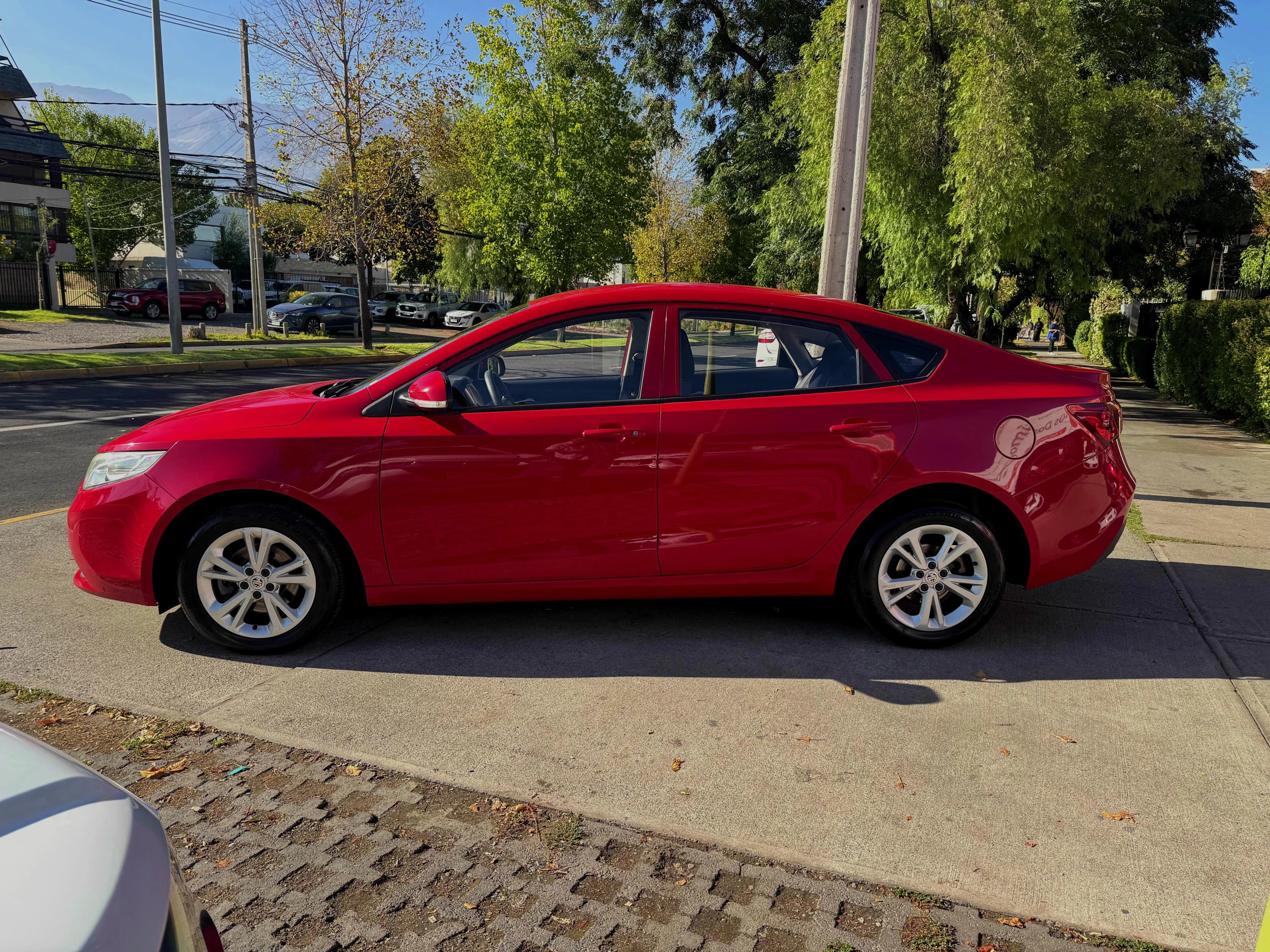 MG GT 1.5 MEC FULL CARPLAY CAMARA AIRE AIRBAG ABS SOLO 79.000 KM  vista 6