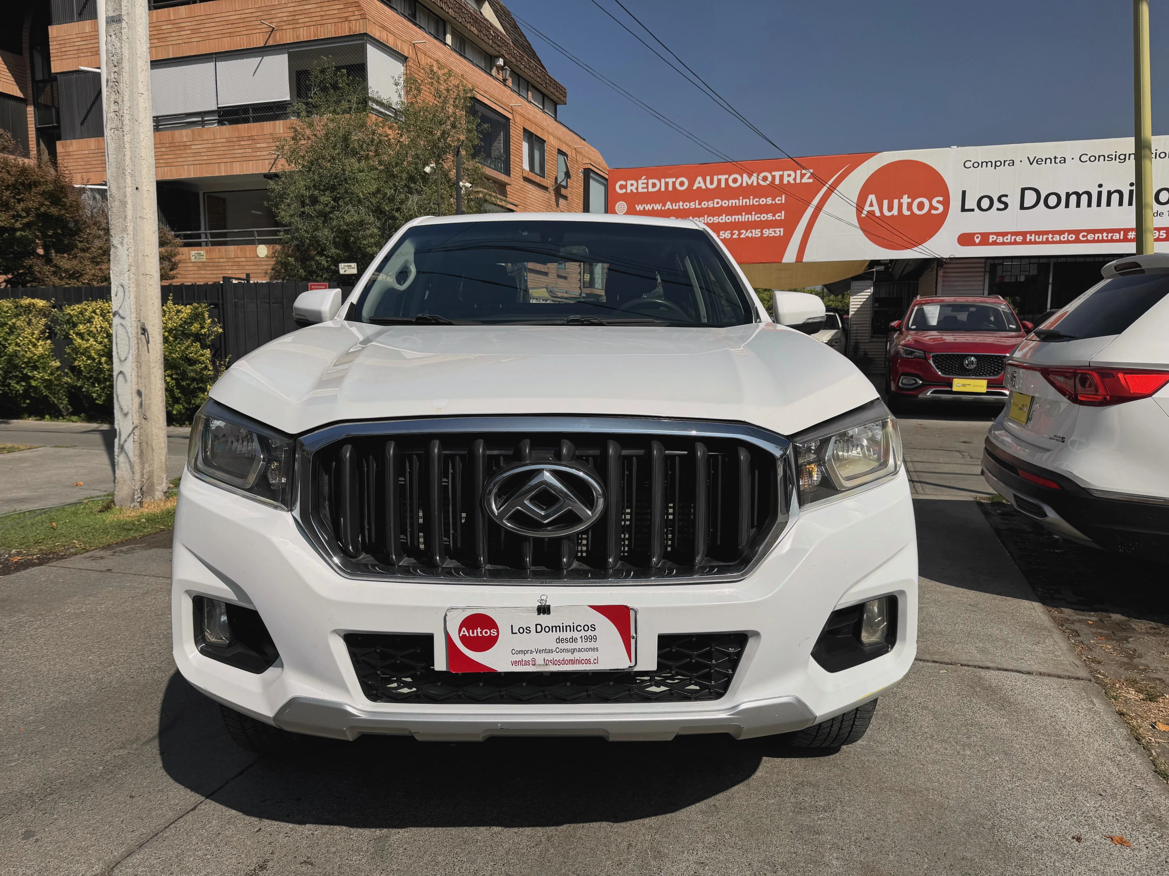 Maxus T60 DCAB DIESEL 2.8 AUTOMATICA SOLO 86.000 KM vista 2