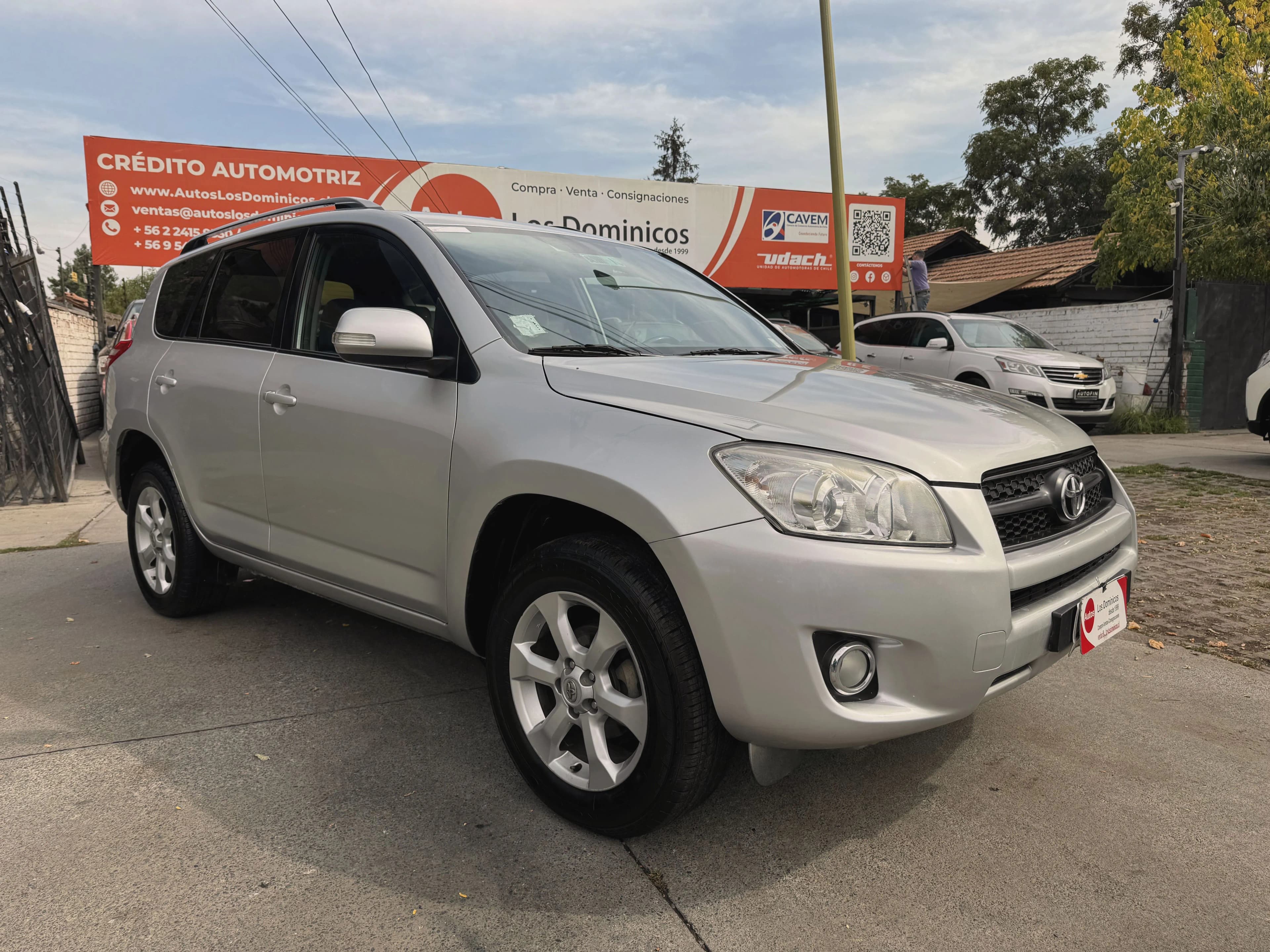 Toyota RAV 4 2.4 AUTOMATICA 4X4 vista 1