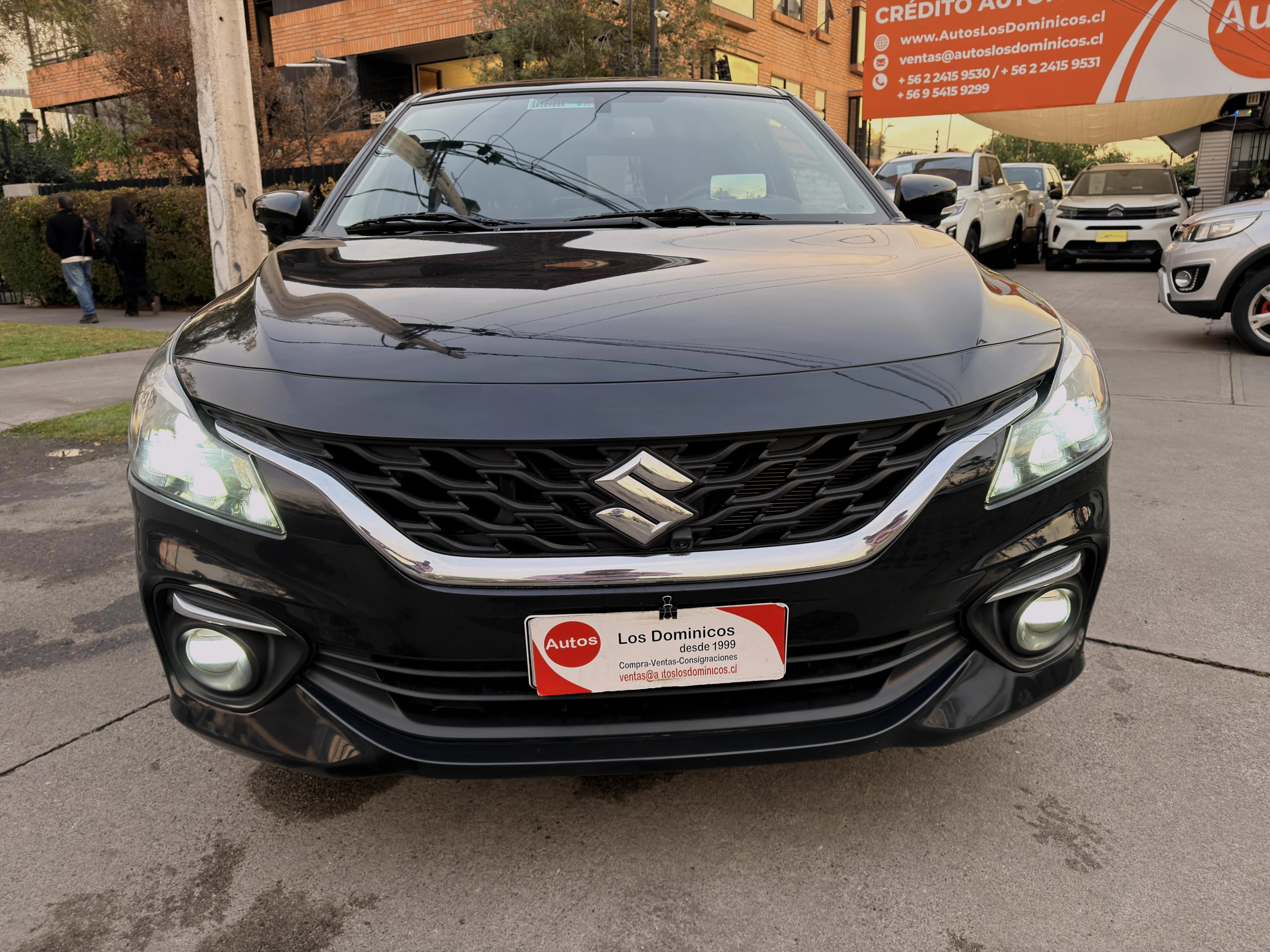 SUZUKI BALENO 1.5 GLX 6 AIRBAG CAMARA 360 CARPLAY DE 9 PULGADAS SOLO 5.700 KM vista 3