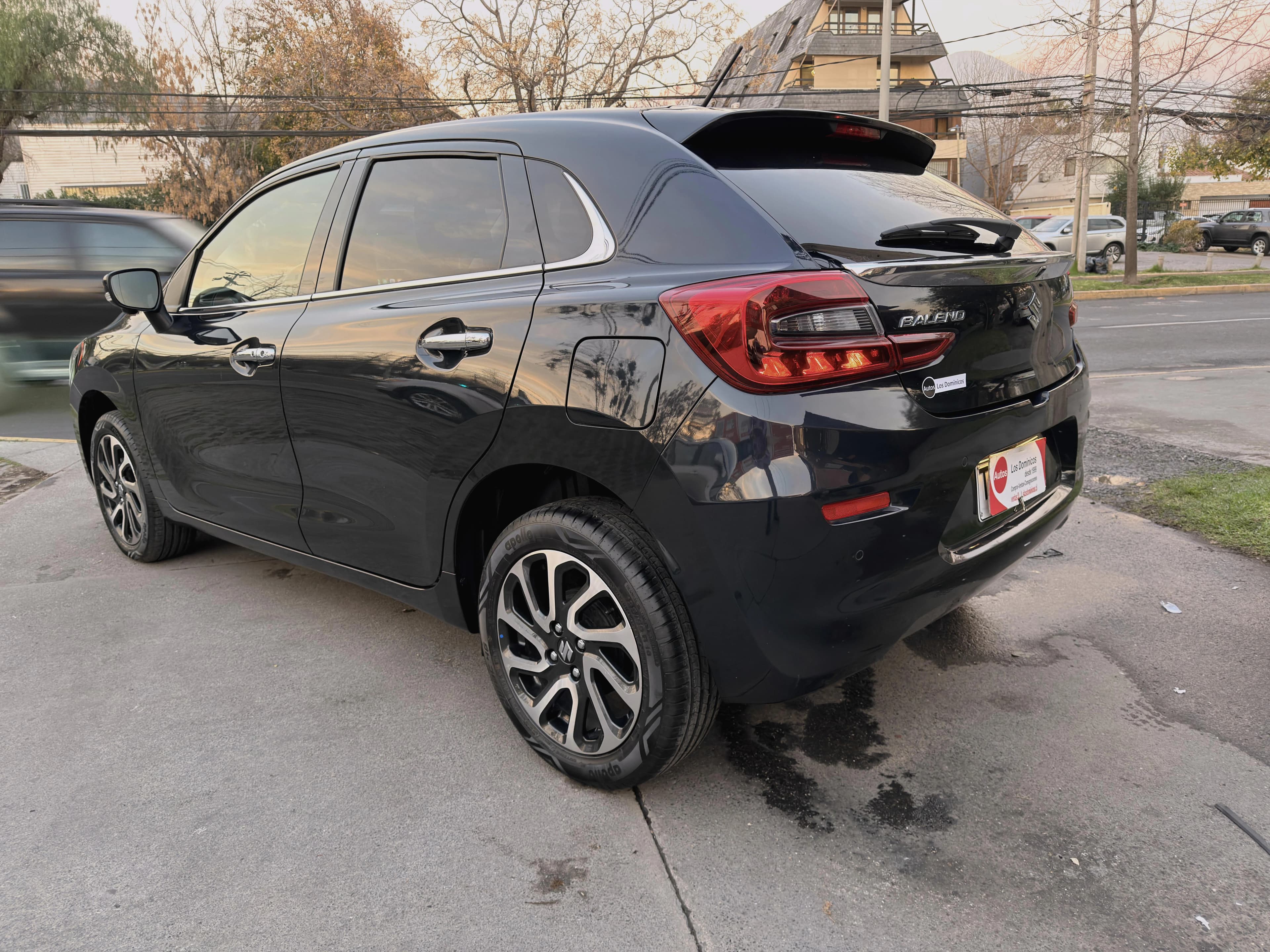 SUZUKI BALENO 1.5 GLX 6 AIRBAG CAMARA 360 CARPLAY DE 9 PULGADAS SOLO 5.700 KM vista 6