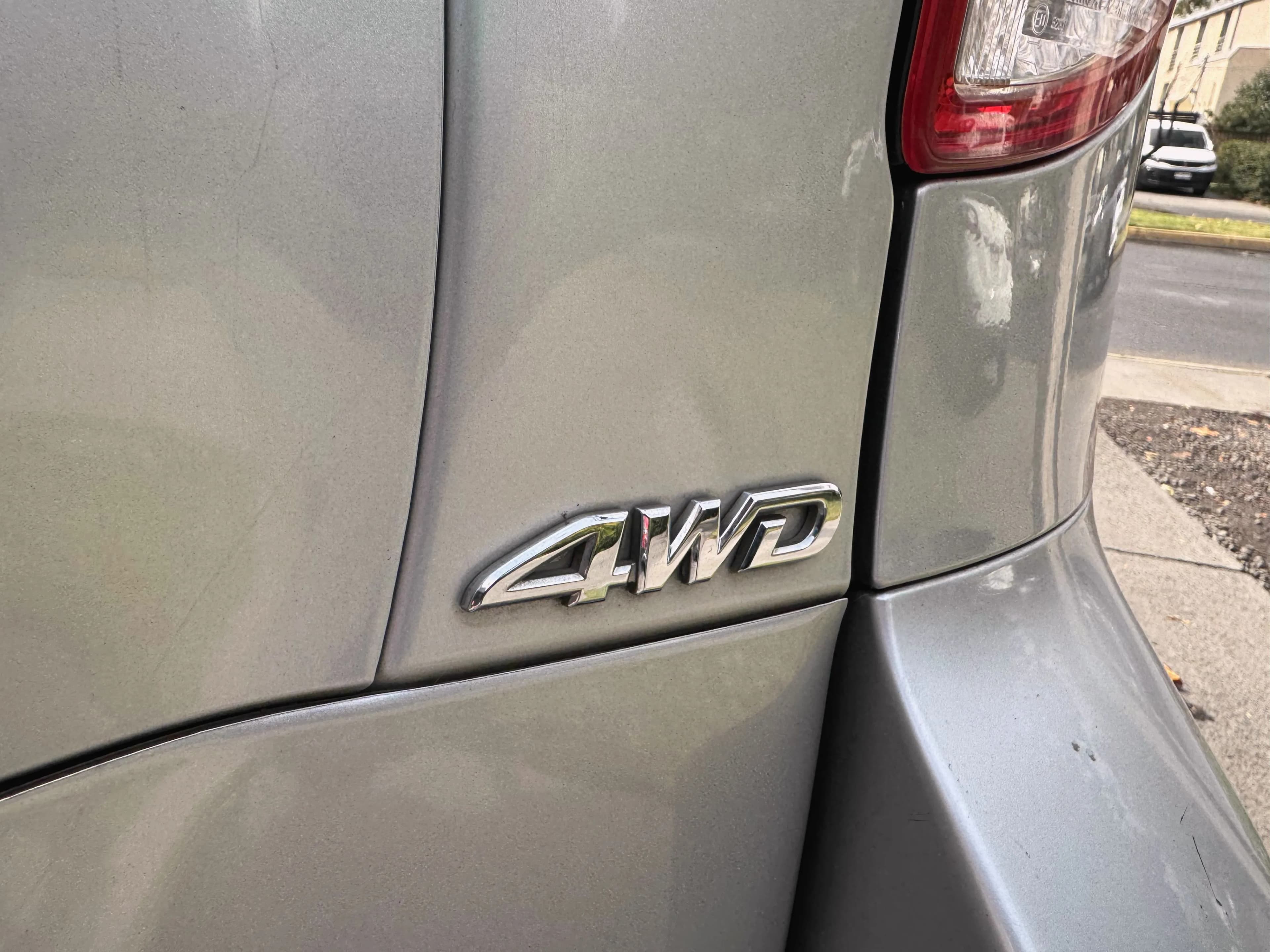 Toyota RAV 4 2.4 AUTOMATICA 4X4 vista 3