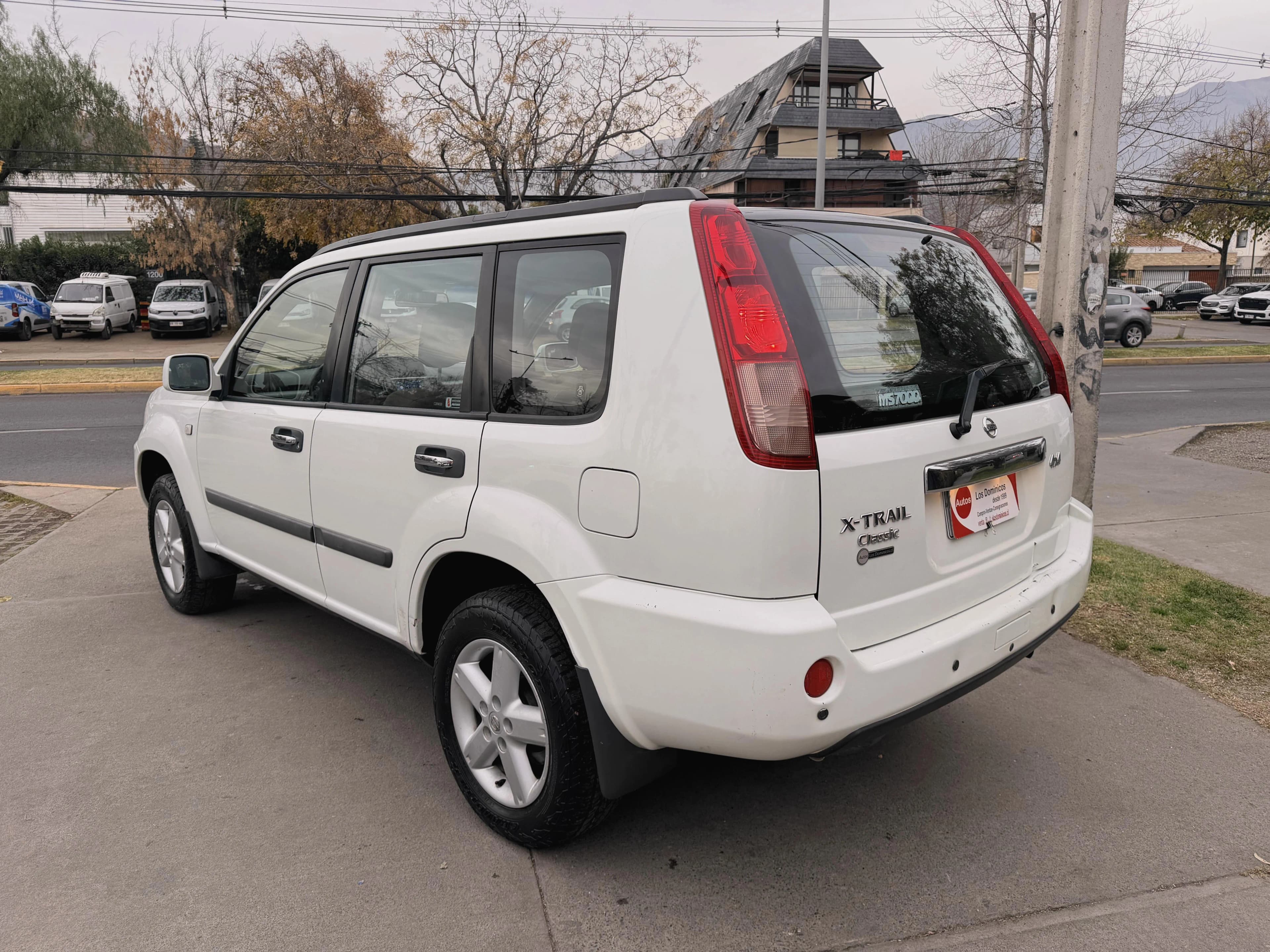 Nissan X-TRAL 2.5 4X4 AUTOMATICA SOLO 127.00KM vista 4