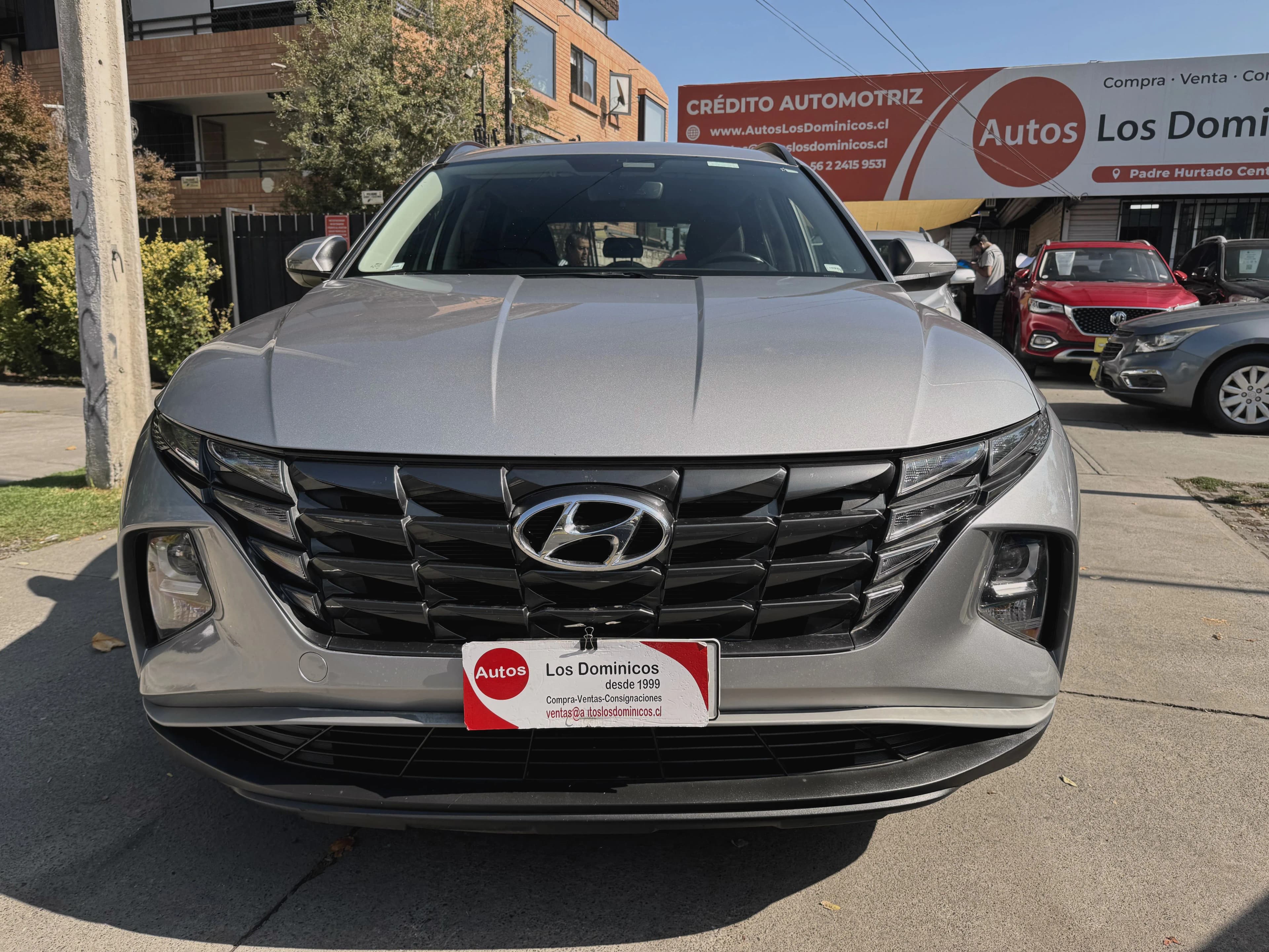 Hyundai TUCSON 2.0 AUTOMATICA 4X4 SOLO 67.000 KM vista 2