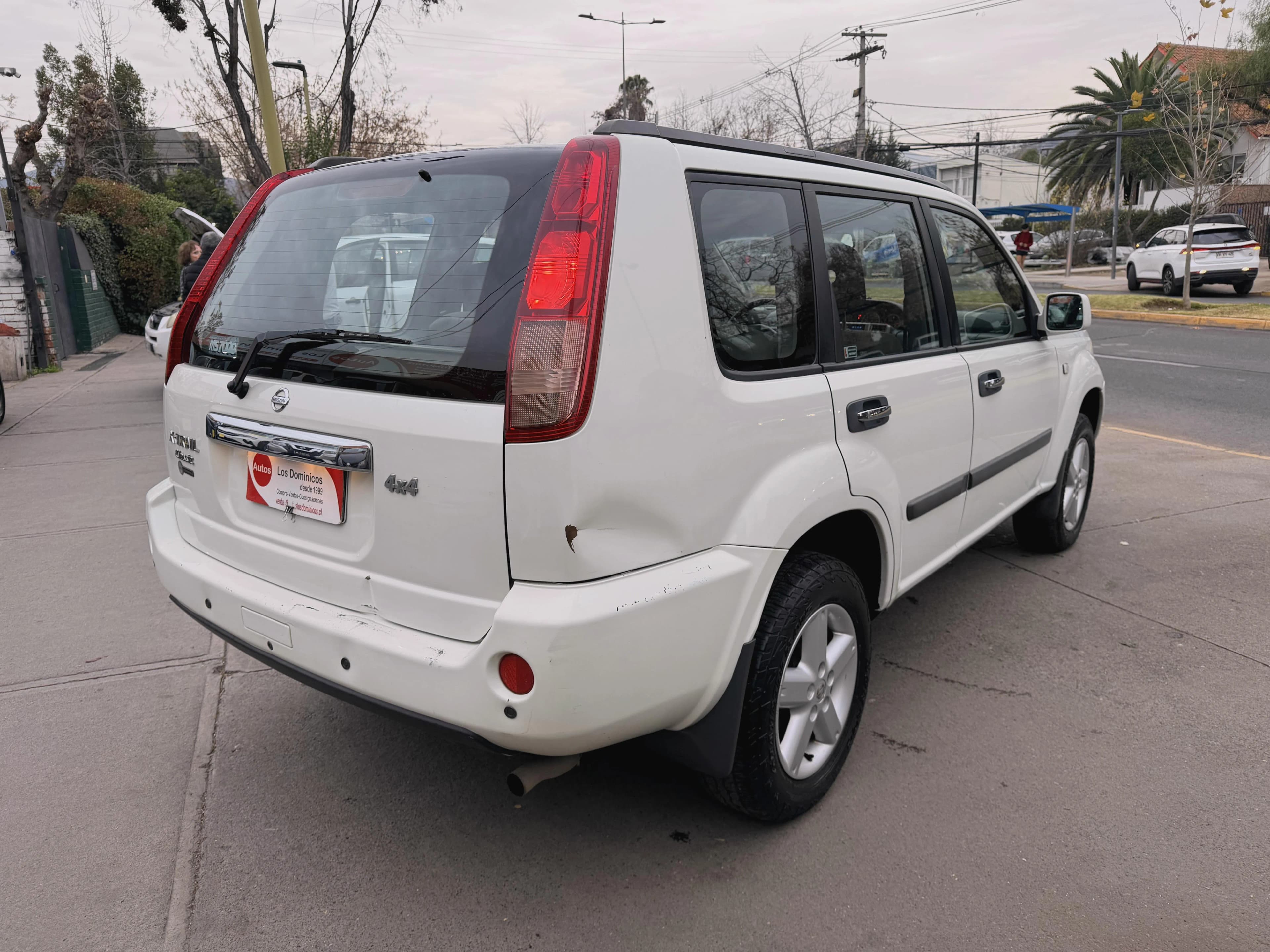 Nissan X-TRAL 2.5 4X4 AUTOMATICA SOLO 127.00KM vista 6