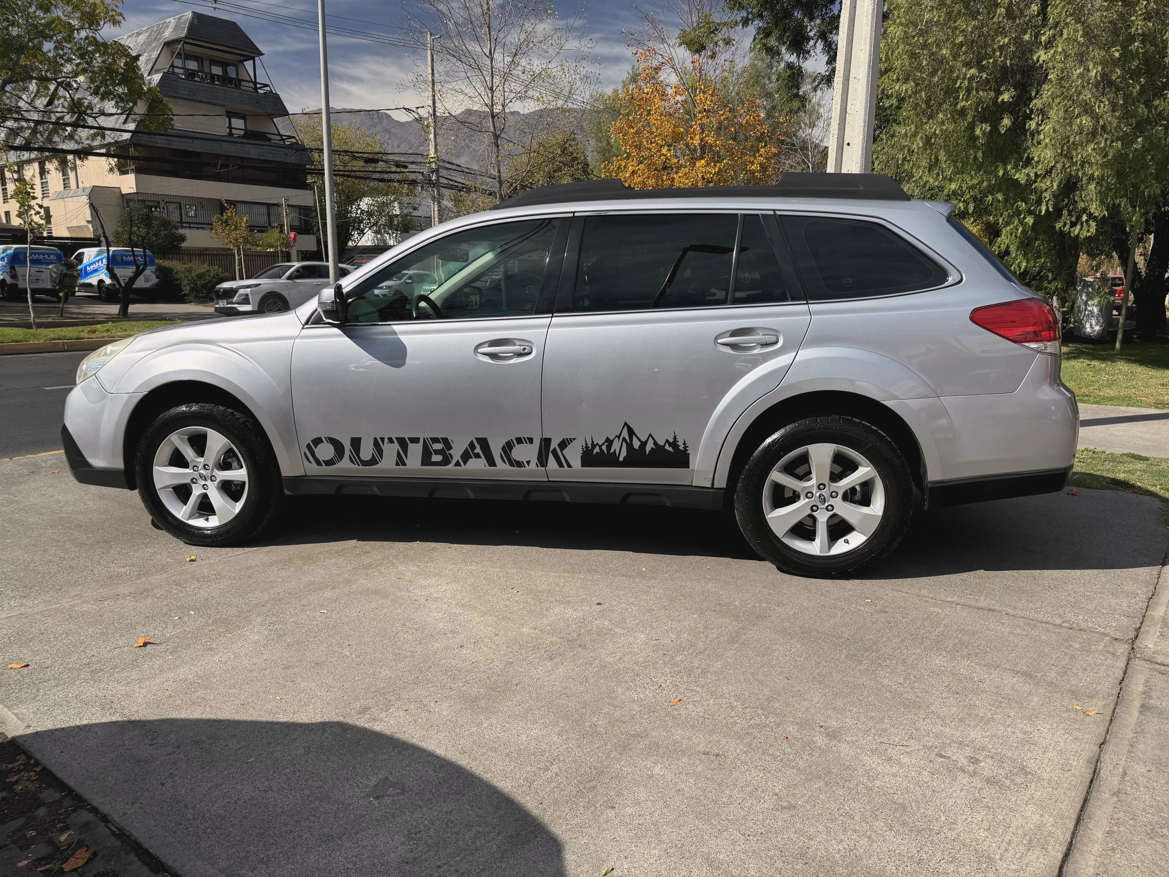 Subaru OUTBACK LIMITED 2.5 AUT vista 4