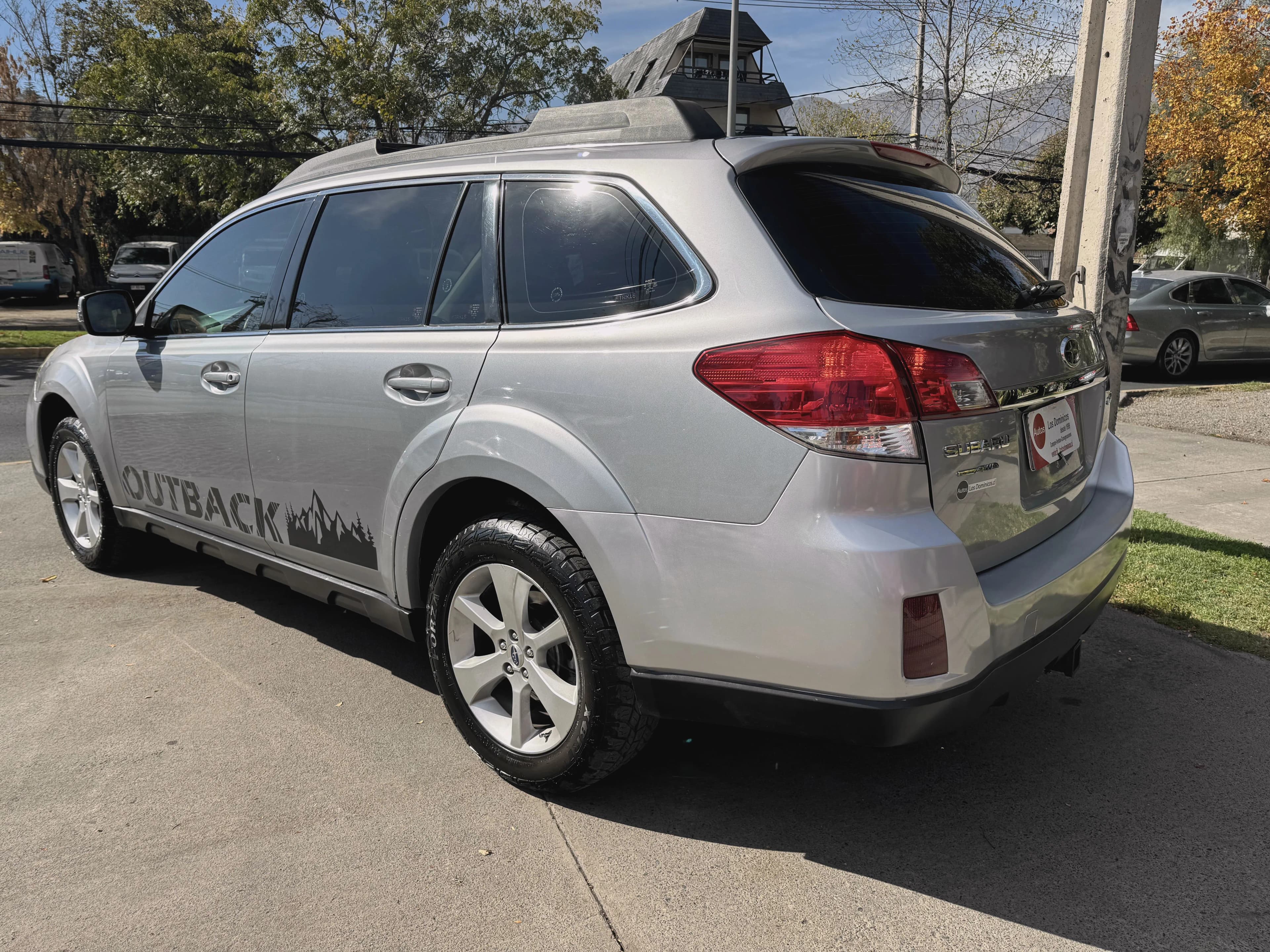 Subaru OUTBACK LIMITED 2.5 AUT vista 5