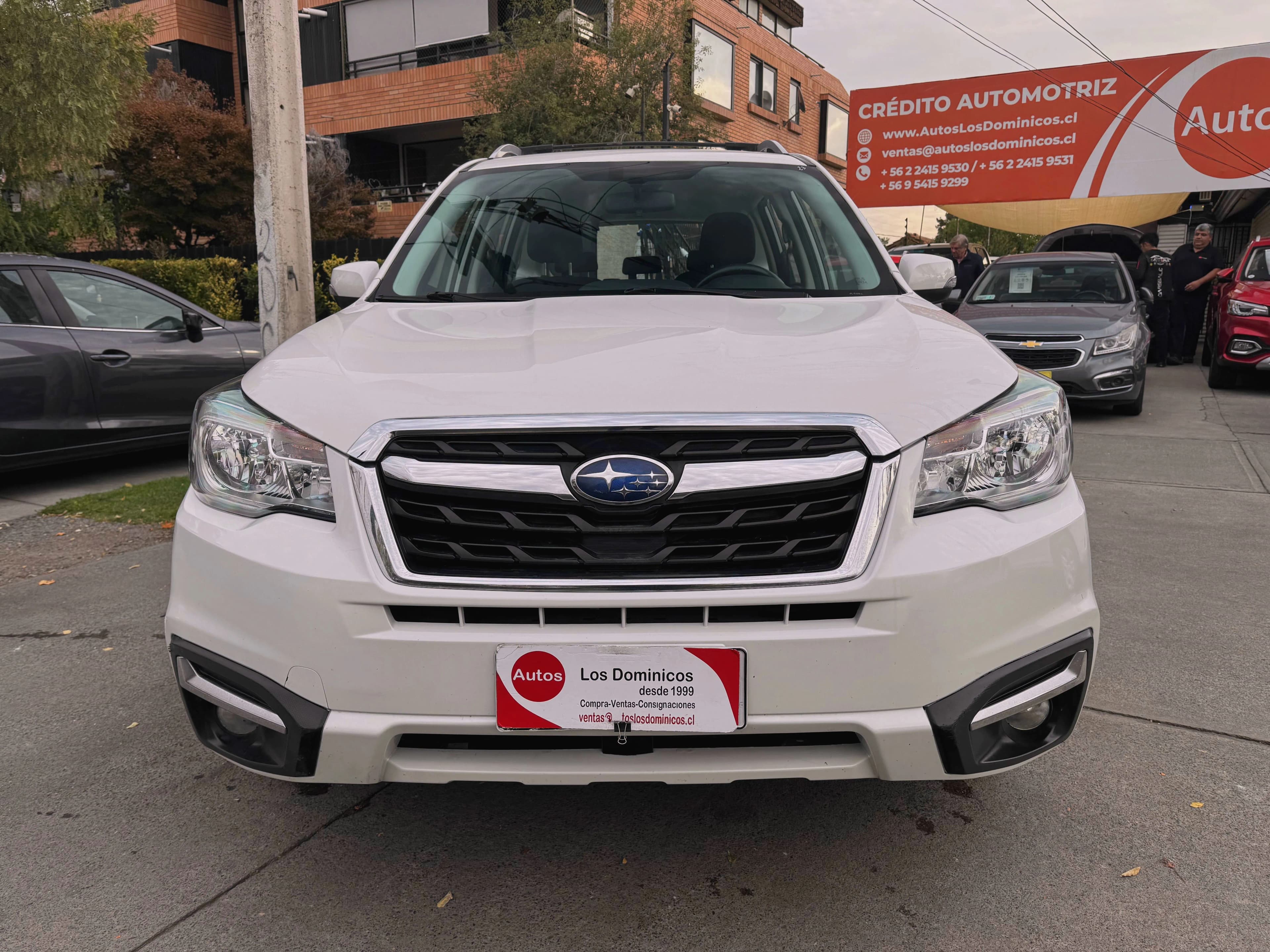 Subaru FORESTER DINAMIC 2.0 AUT SOLO 86.000 KM 4WD MANTENCIONES EN LA MARCA vista 2