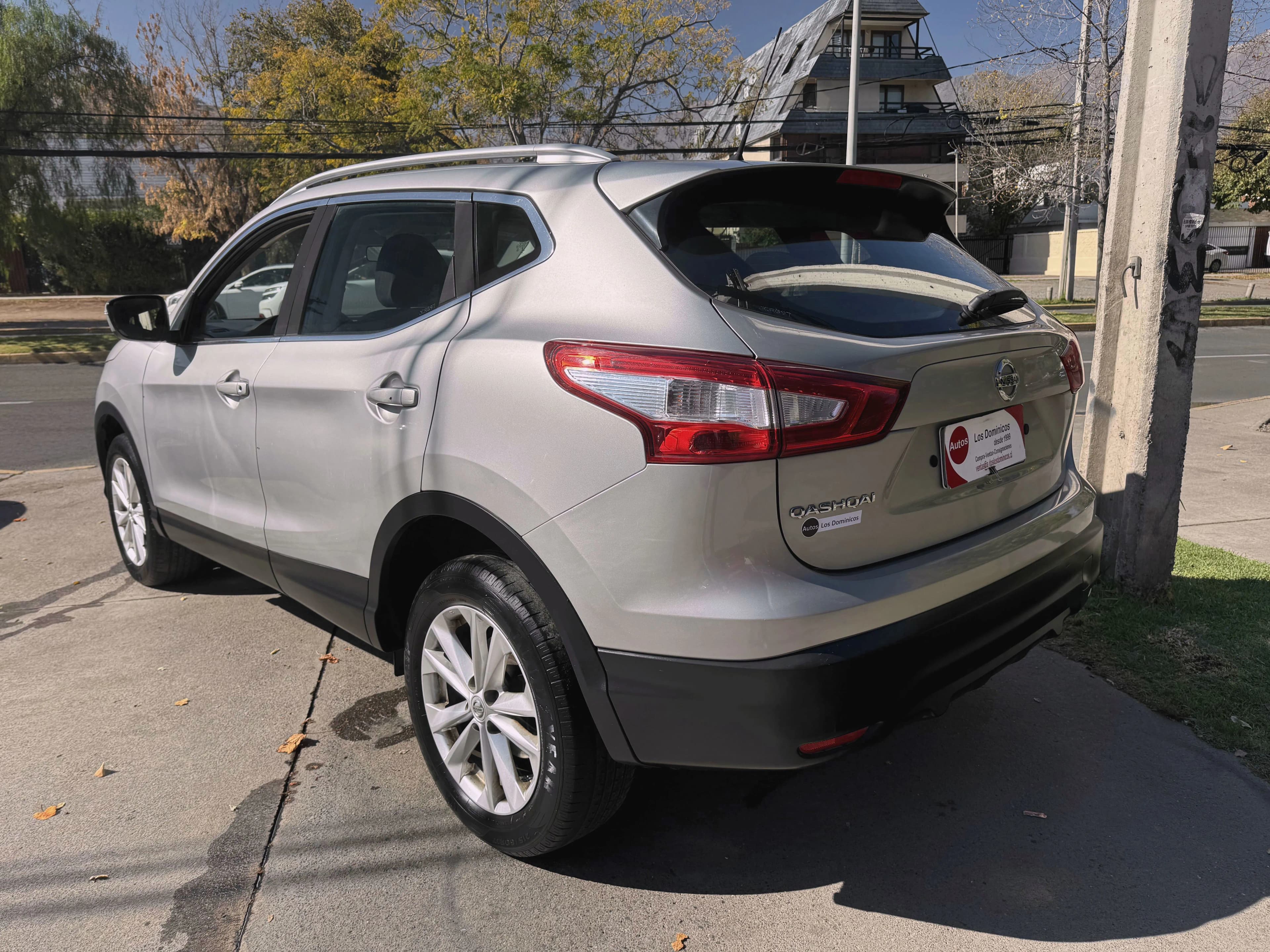 Nissan QASHQAI SENSE 2.0 MEC UNICO DUEÑO SOLO 77.000KM vista 6