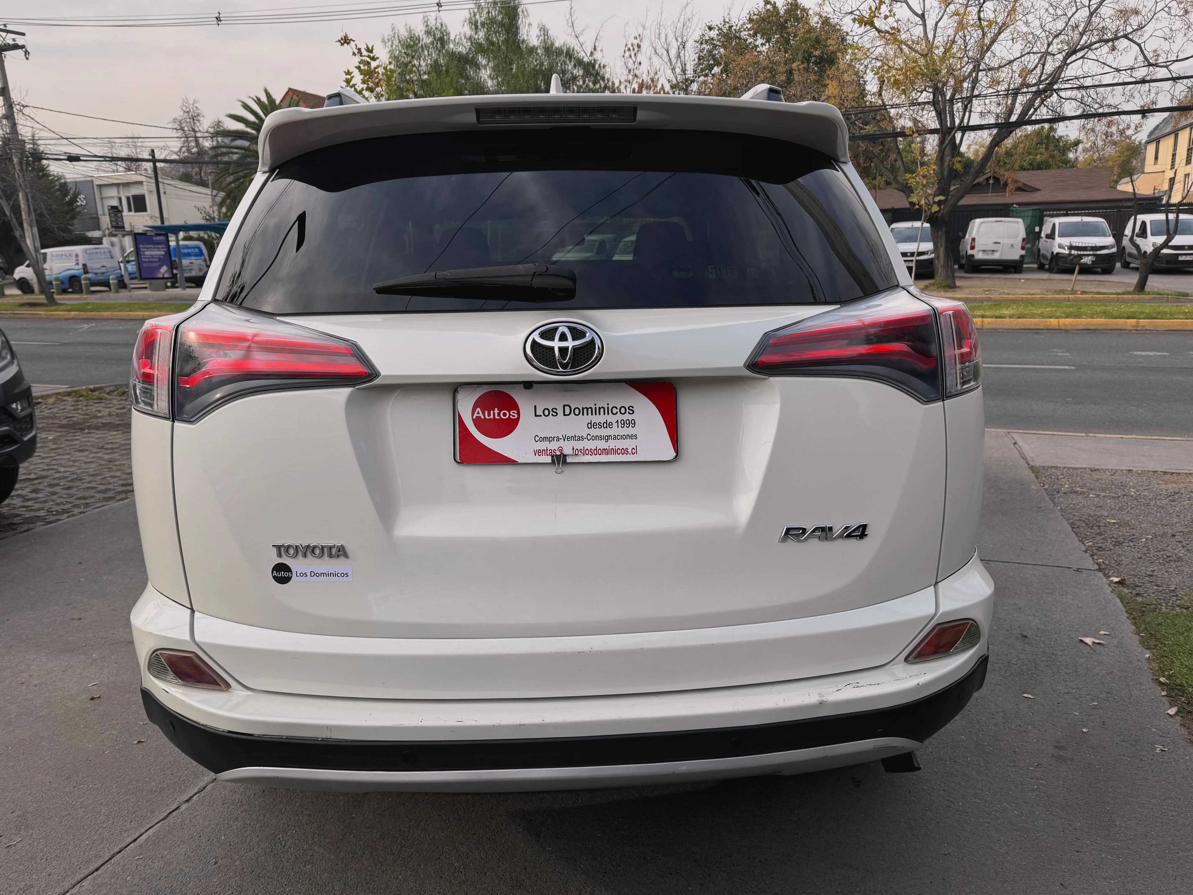 Toyota RAV4 2.5 CVT SUPER LUJO UNICO DUEÑO vista 6