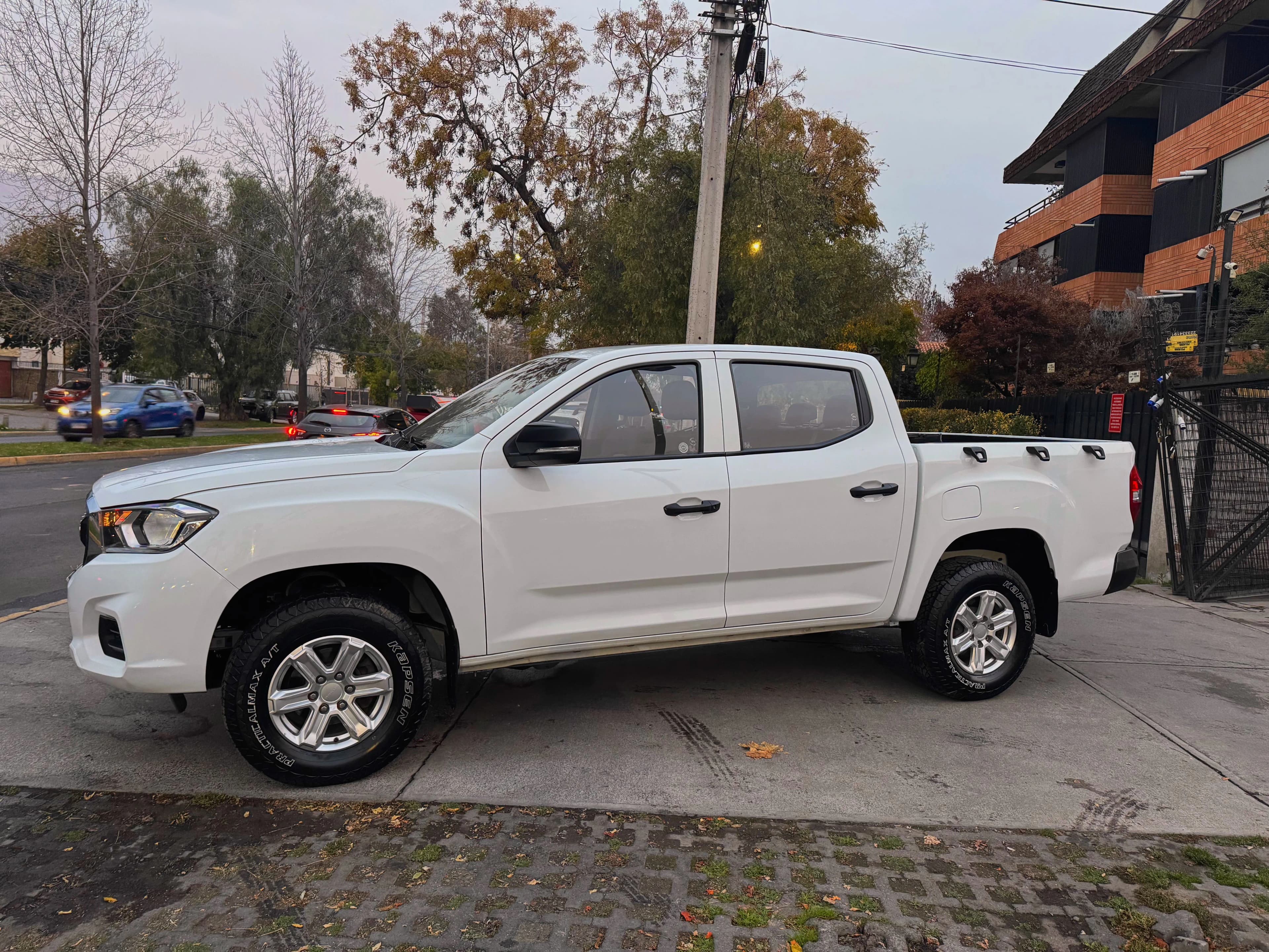 Maxus T60 DCAB DIESEL 2.0 MEC 6 VEL 36.000 KM vista 6