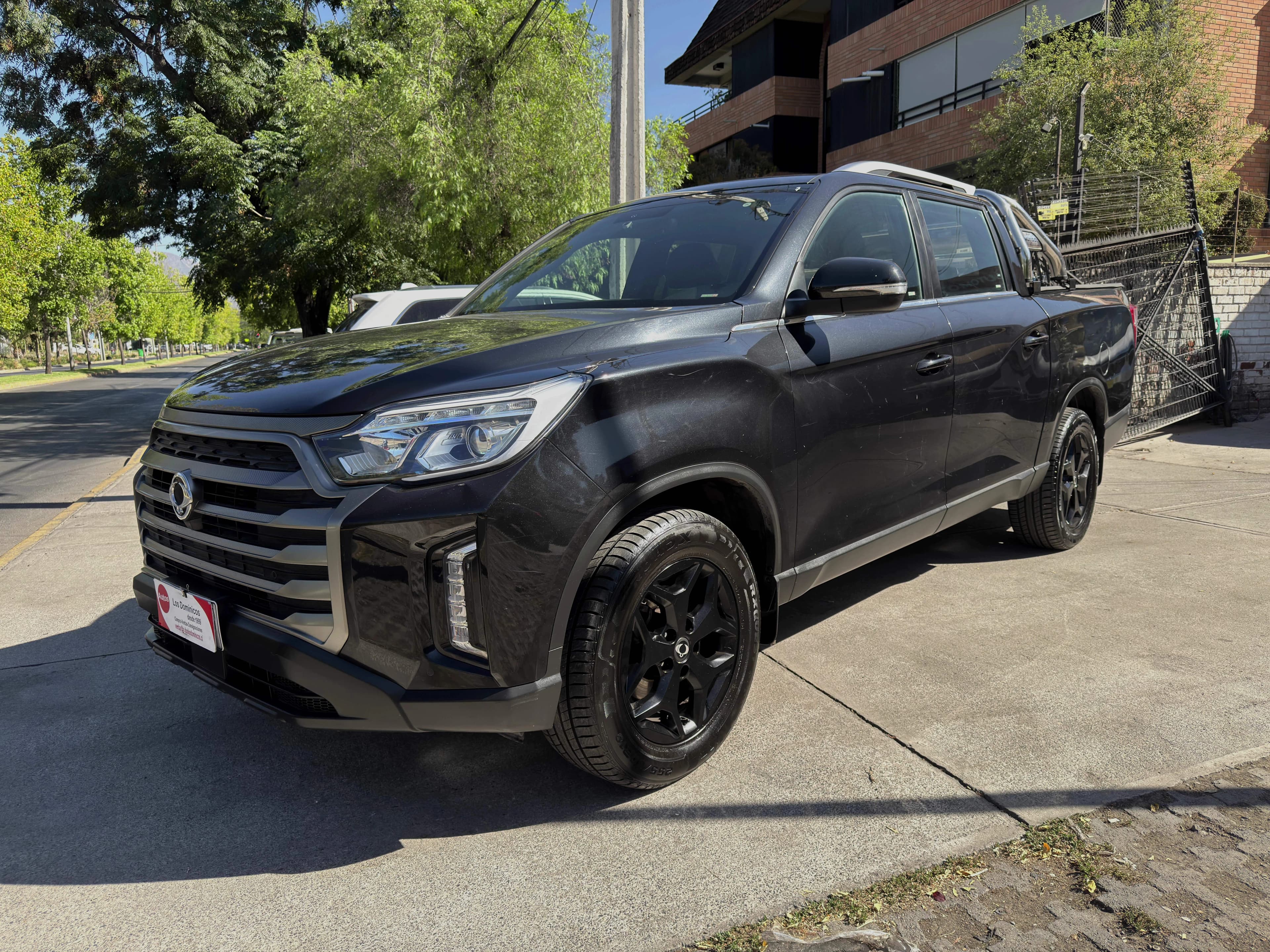 SsangYong NEW GRAND MUSSO LIMTED DIESEL  2.2 AUT 4X4 vista 3