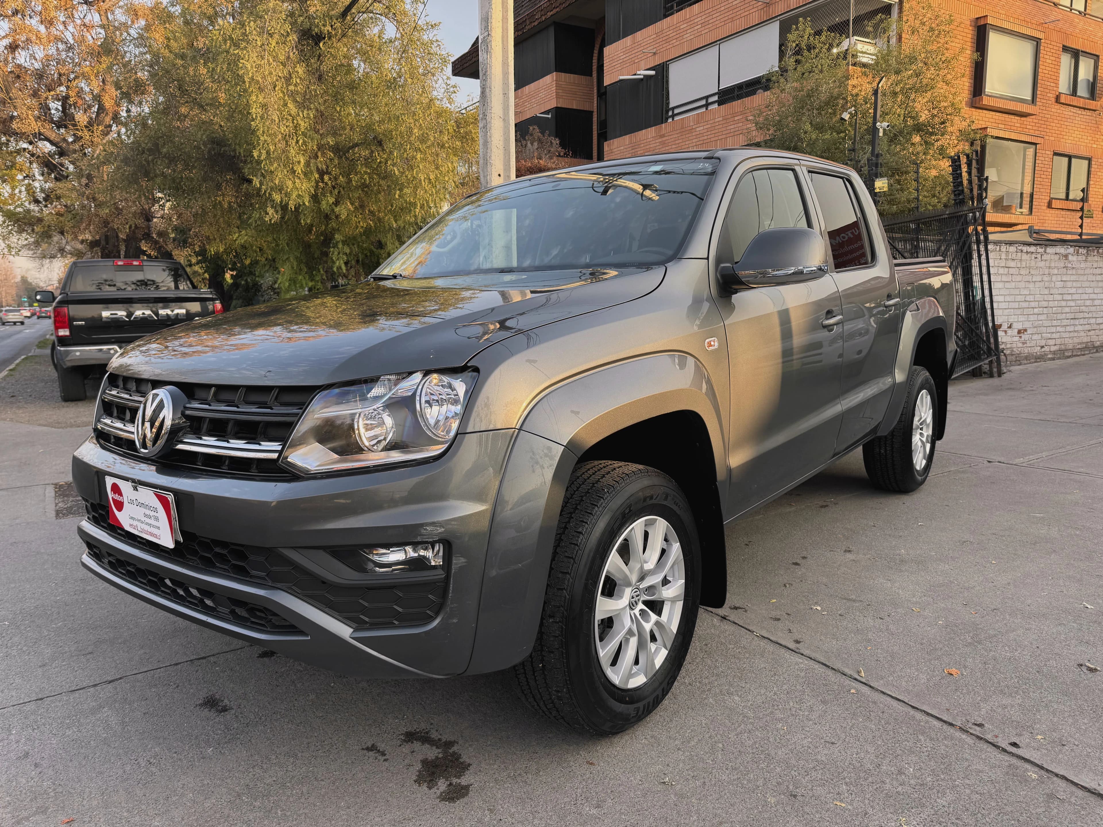 VOLKSWAGEN AMAROK 2.0 TDI COMFORTLINE AUTOMATICA 4X4 vista 4