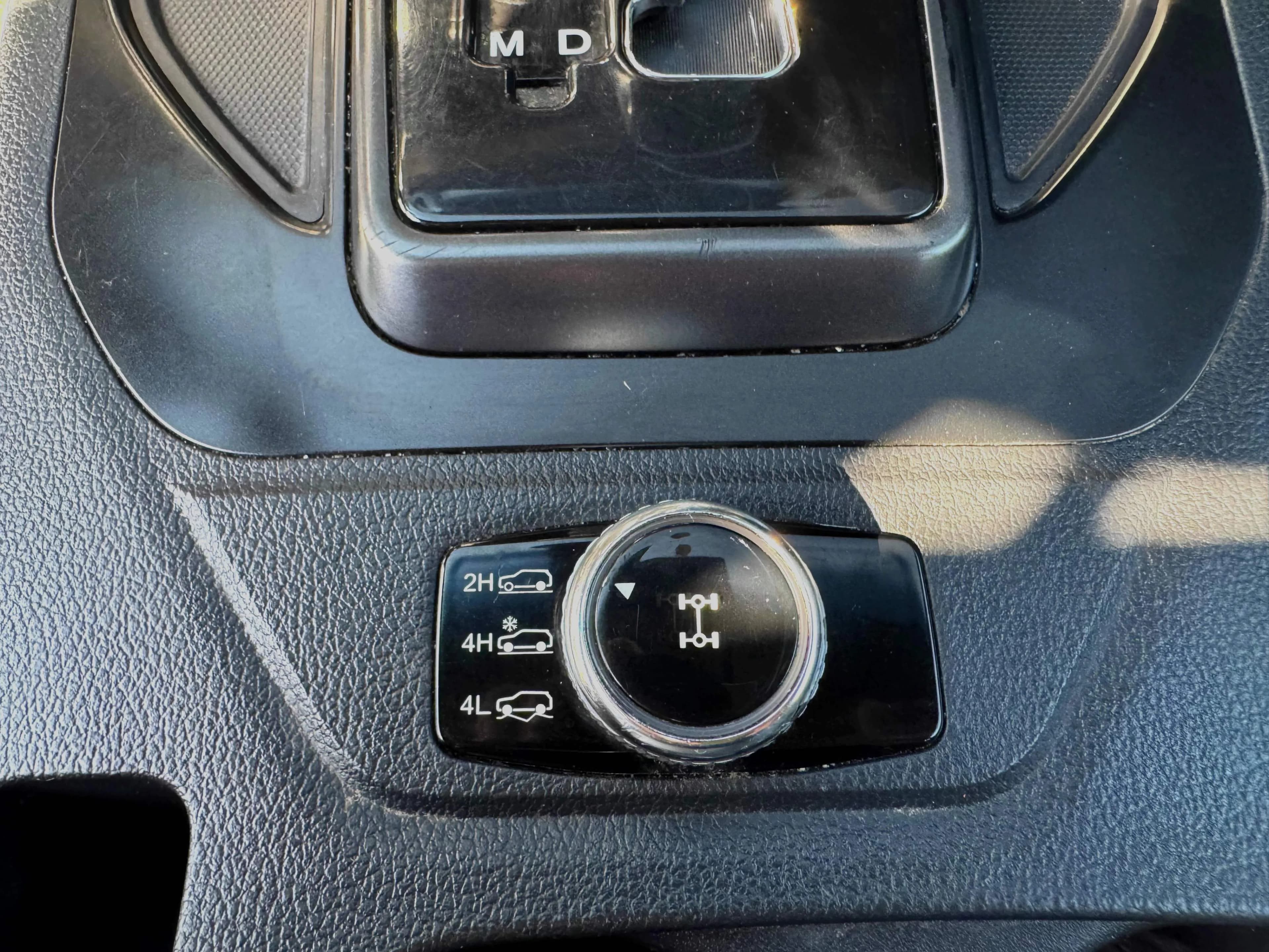 SsangYong NEW GRAND MUSSO LIMTED DIESEL  2.2 AUT 4X4 vista 5