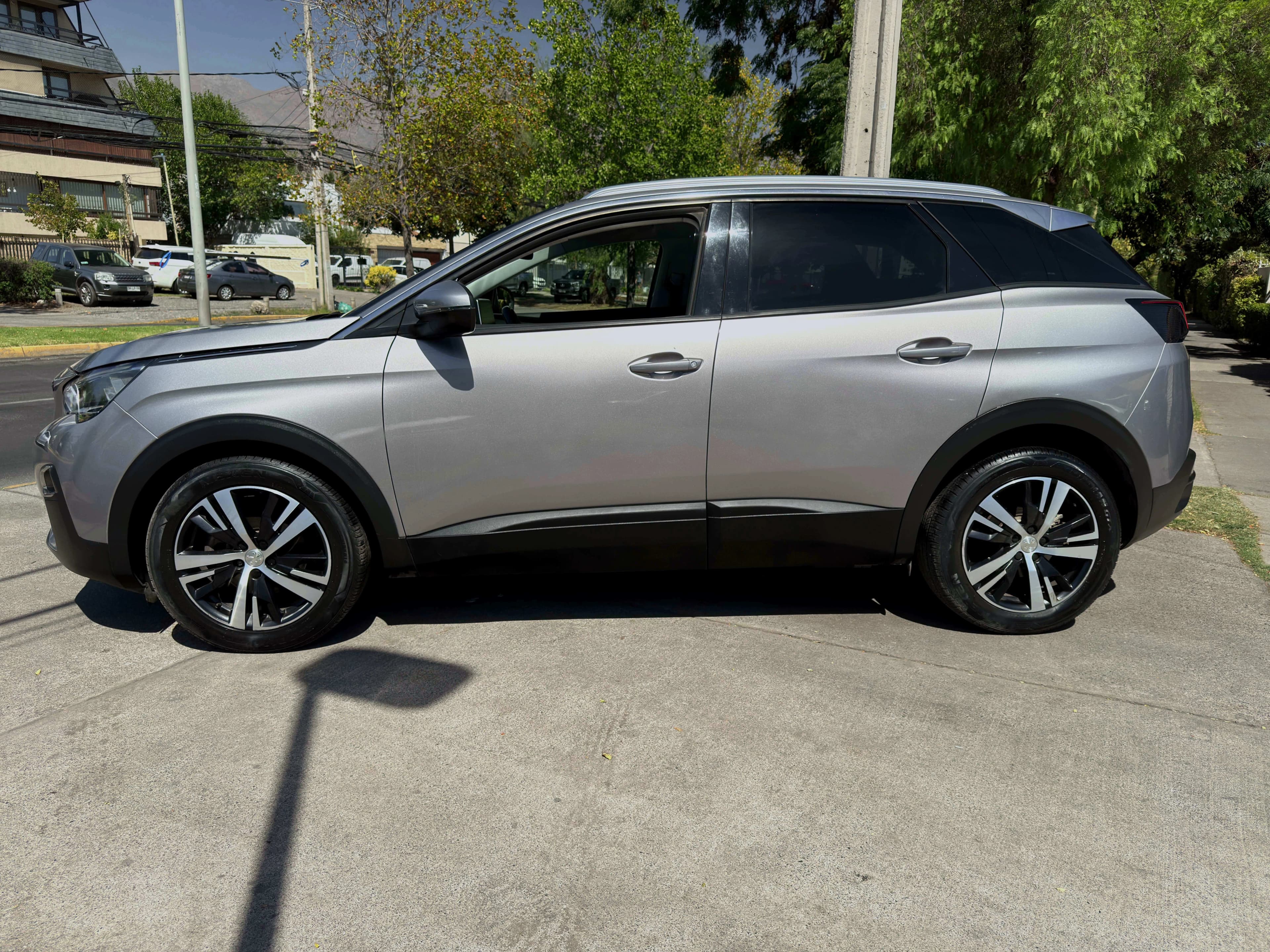 Peugeot 3008 THP 165HP 1.6 AUT vista 5