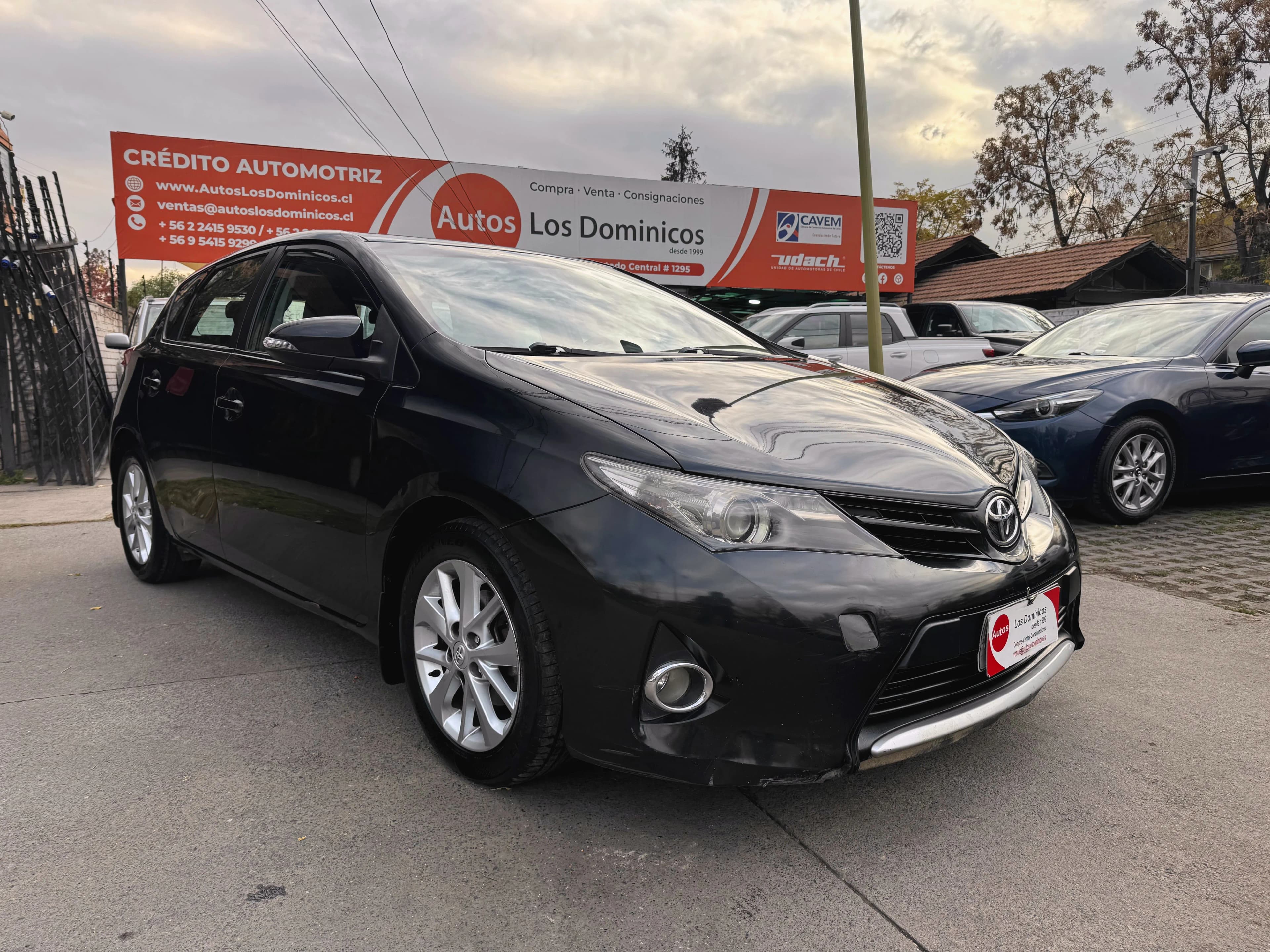 Toyota AURIS LEI 1.6 AUT FULL CAMARA AIRBAG ABS VER EN LAS CONDES vista 1