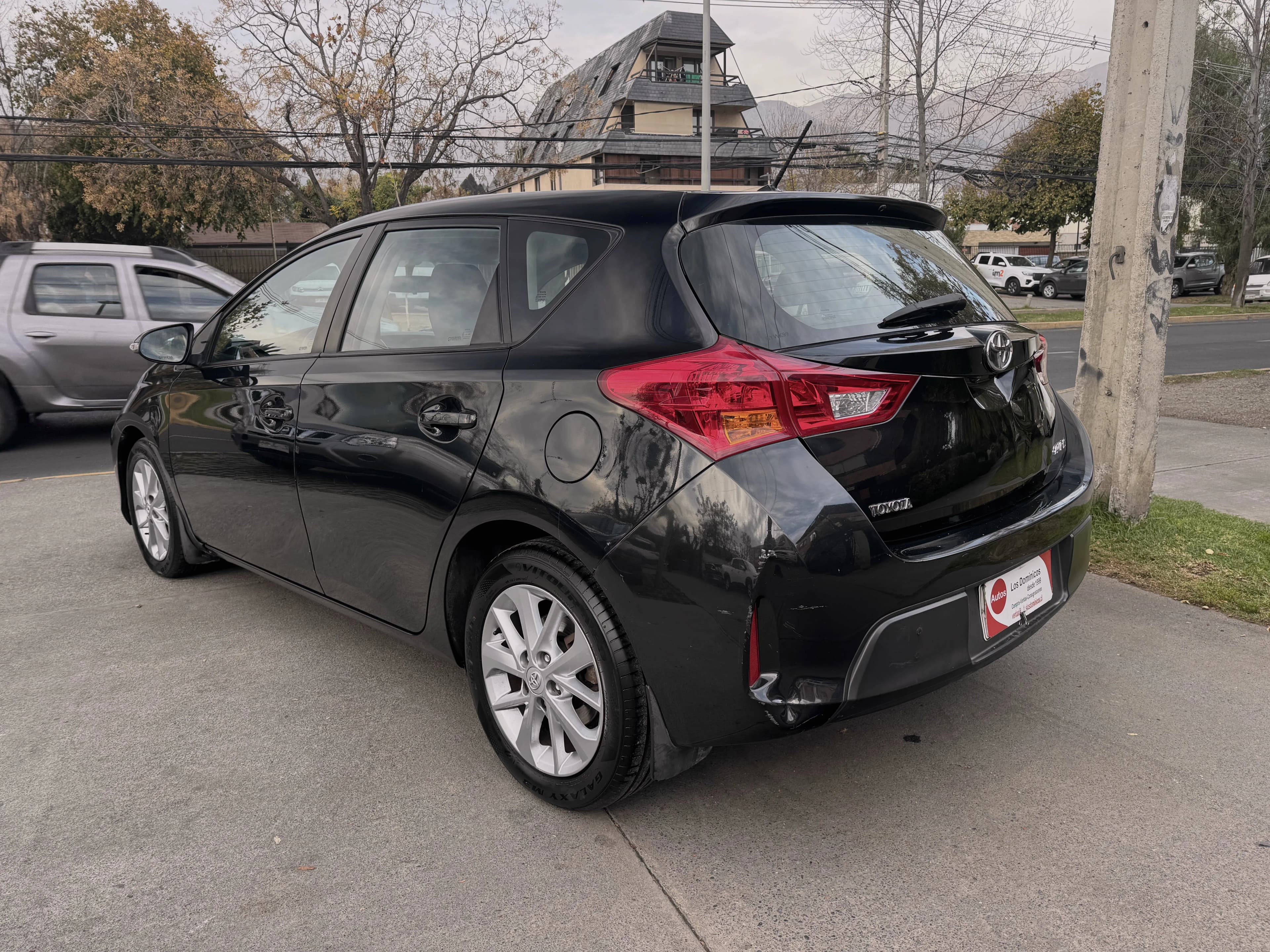 Toyota AURIS LEI 1.6 AUT FULL CAMARA AIRBAG ABS VER EN LAS CONDES vista 6