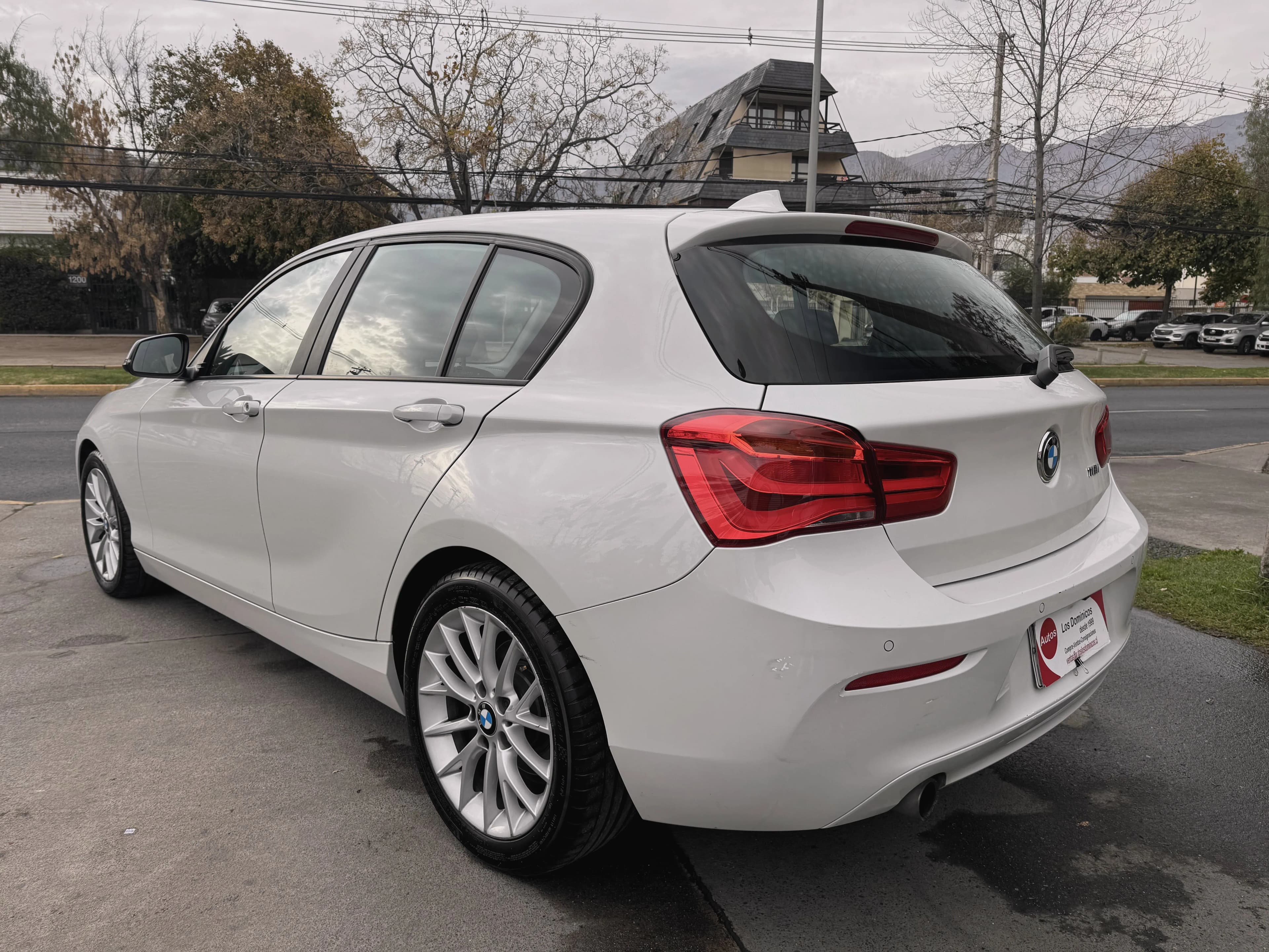 BMW BMW - 118I - 1.5 TURBO AUTOMATICO UNICO DUENO FULL AIRE AIRBAG ABS VER EN LAS CONDES vista 5