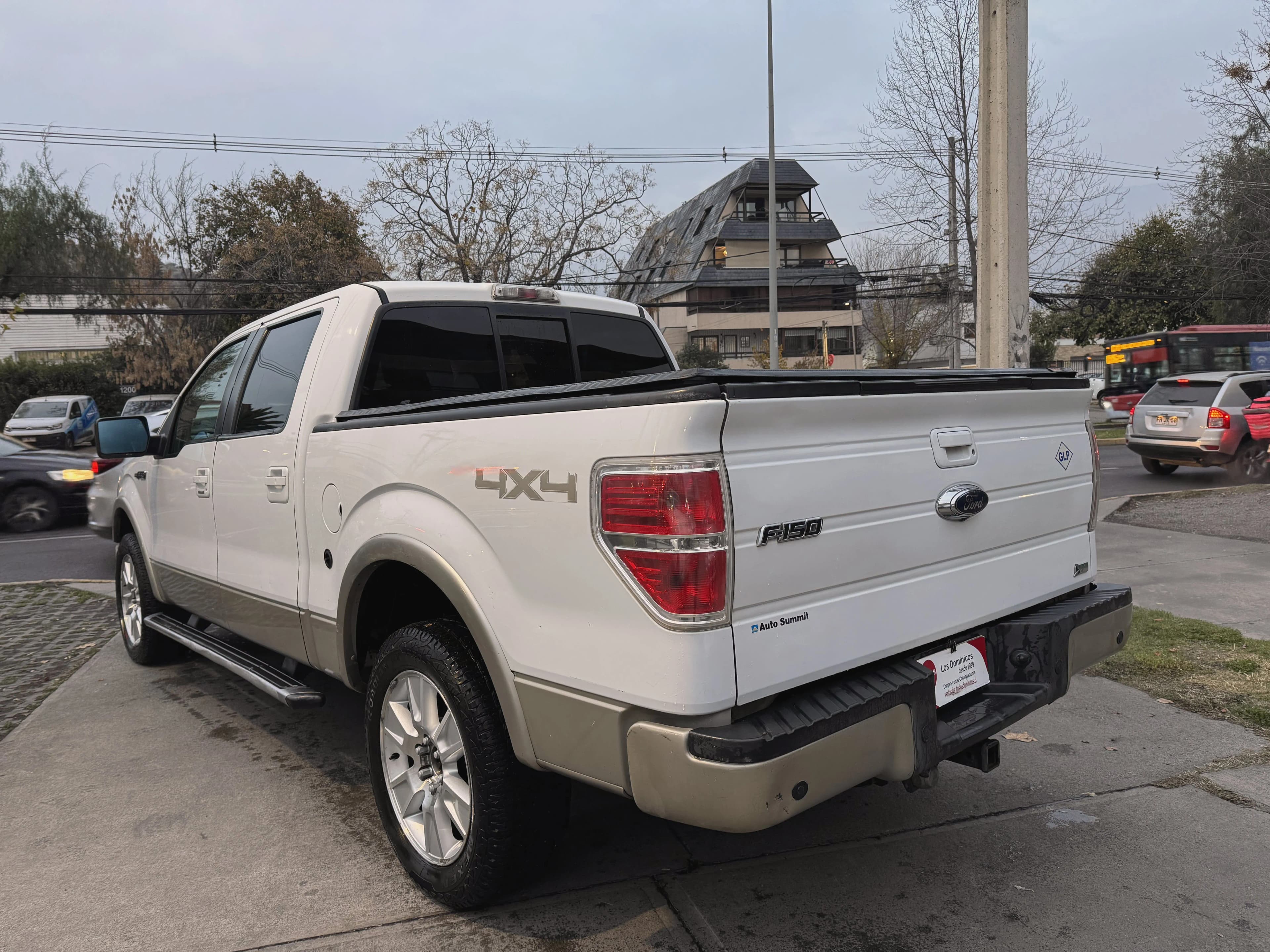 FORD NEW F150 LARIAT 4X4 5.4 CON SISTEMA GAS GLP vista 4