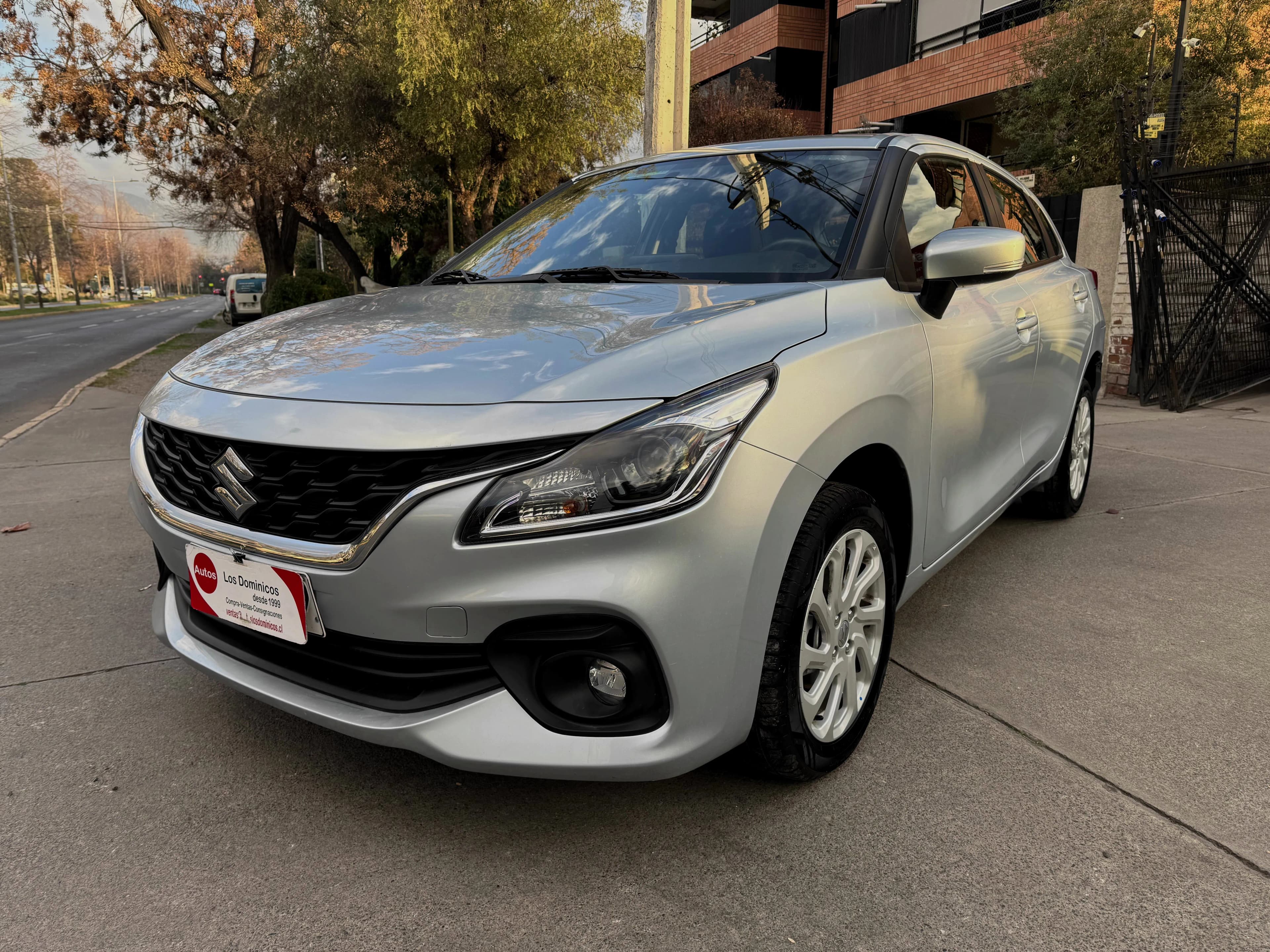 SUZUKI NEW BALENO GLS 1.5 MEC UNICO DUEÑO vista 3
