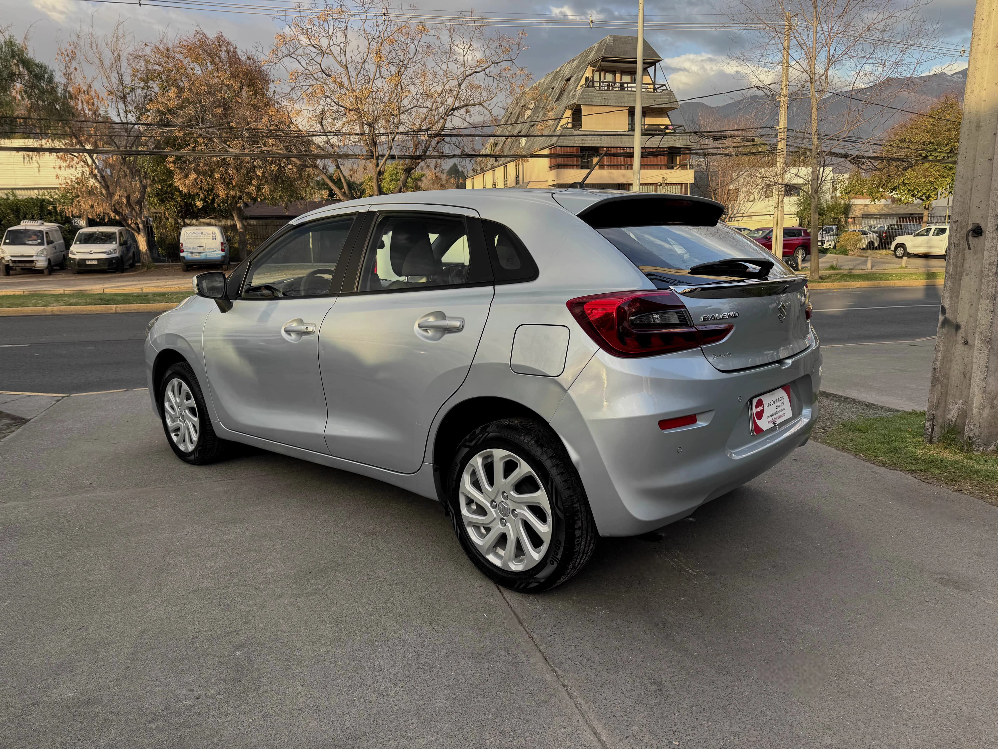SUZUKI NEW BALENO GLS 1.5 MEC UNICO DUEÑO vista 5