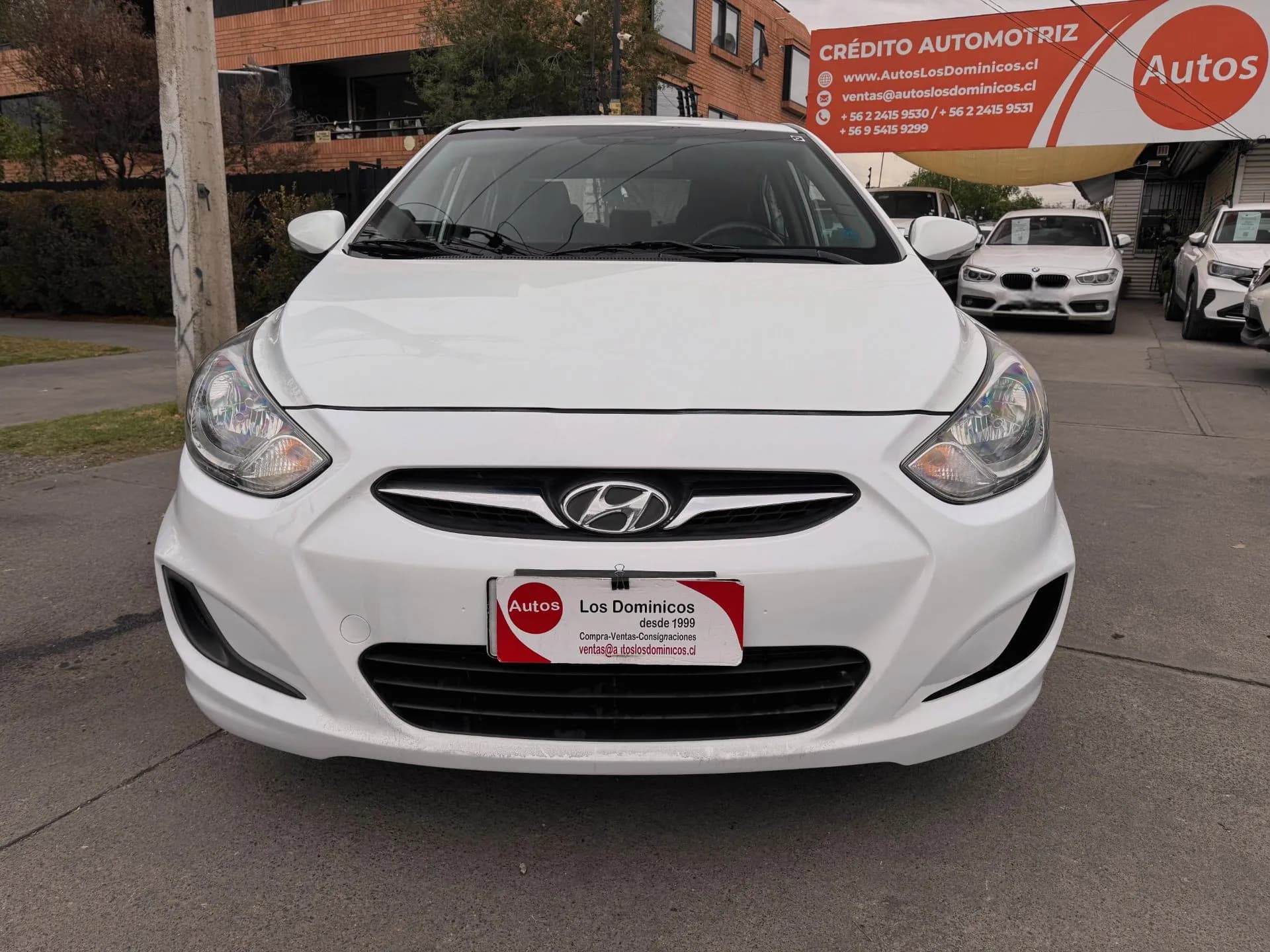 HYUNDAI HYUNDAI - ACCENT - ACCENT RB GL 1.6 AUTOMATICO FULL AIRE vista 3