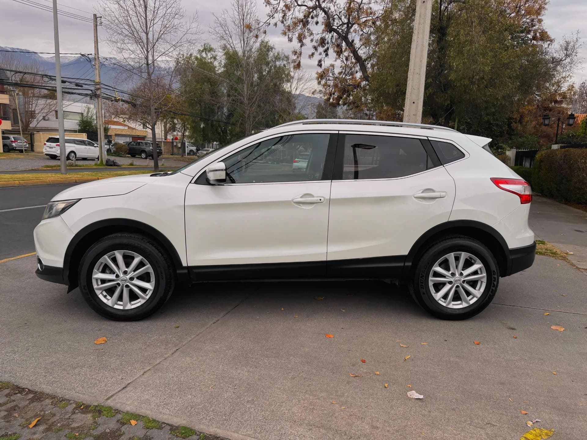 Nissan NISSAN - QASHQAI - ADVANCE 2.0 AUTOMATICA SOLO 138.000KM vista 4