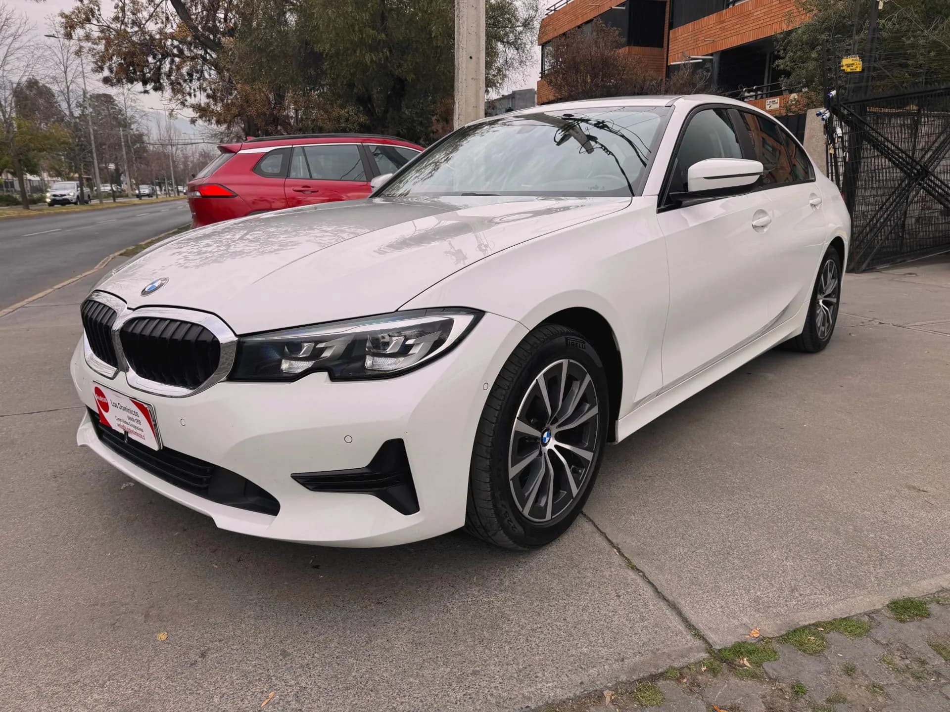BMW BMW - 320I - URBAN 2.0 TURBO AUTOMATICO vista 4