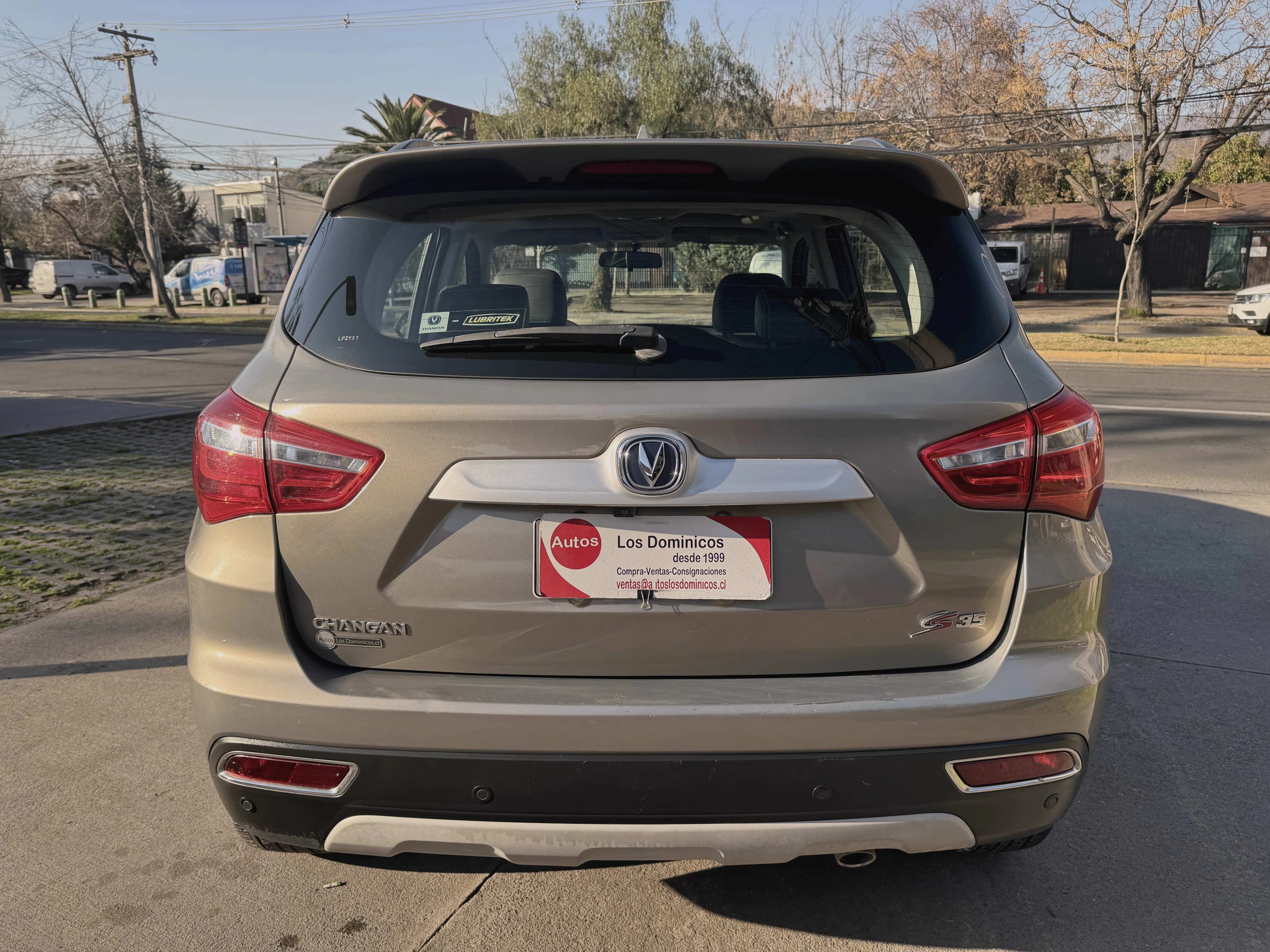CHANGAN NEW CS35 ELITE 1.6 SOLO 52.000 UNICA DUENA AUTOMATICO TECHO CUERO  vista 6