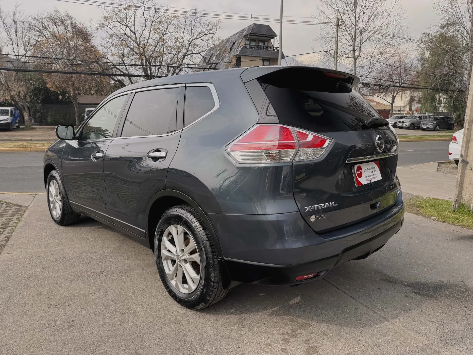 Nissan NISSAN - X-TRAIL - SENSE 2.5 AUT 3 CORRIDAS SOLO 144.000KM vista 5