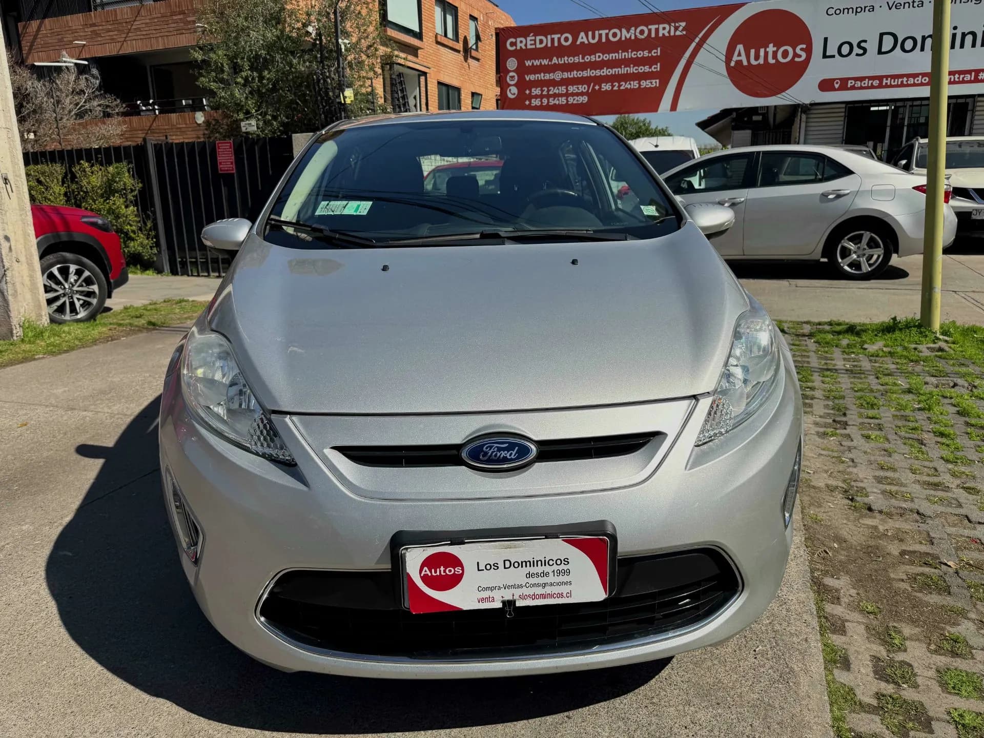 FORD FORD - FIESTA - TITANIUM 1.6 MEC FULL TECHO AIRE AIRBAG VER EN LAS CONDES vista 2