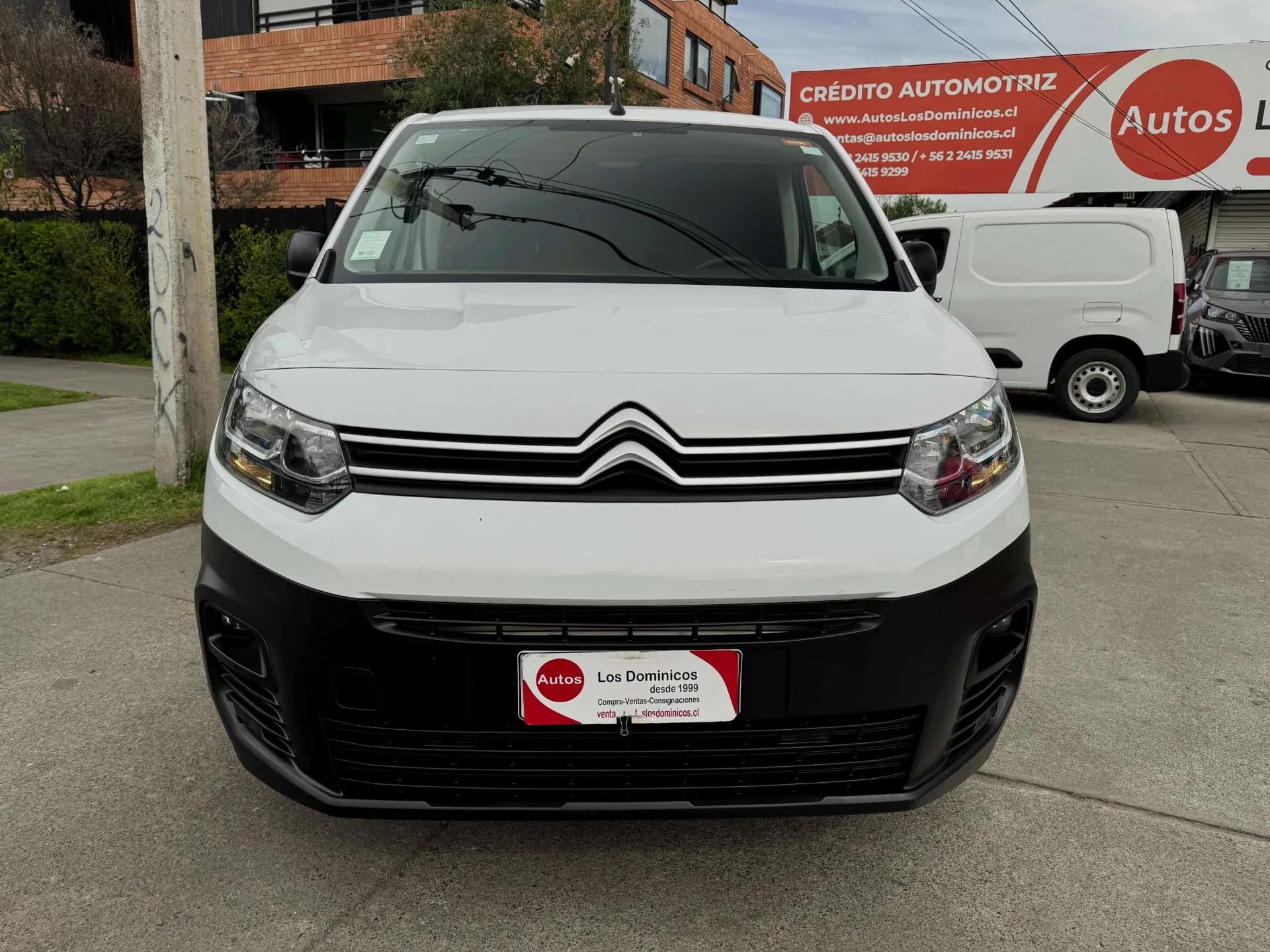 Citroën CITROEN - BERLINGO - DIESEL 1.5 MEC 6 VEL SOLO 49.000 KM VER EN LAS CONDES vista 3